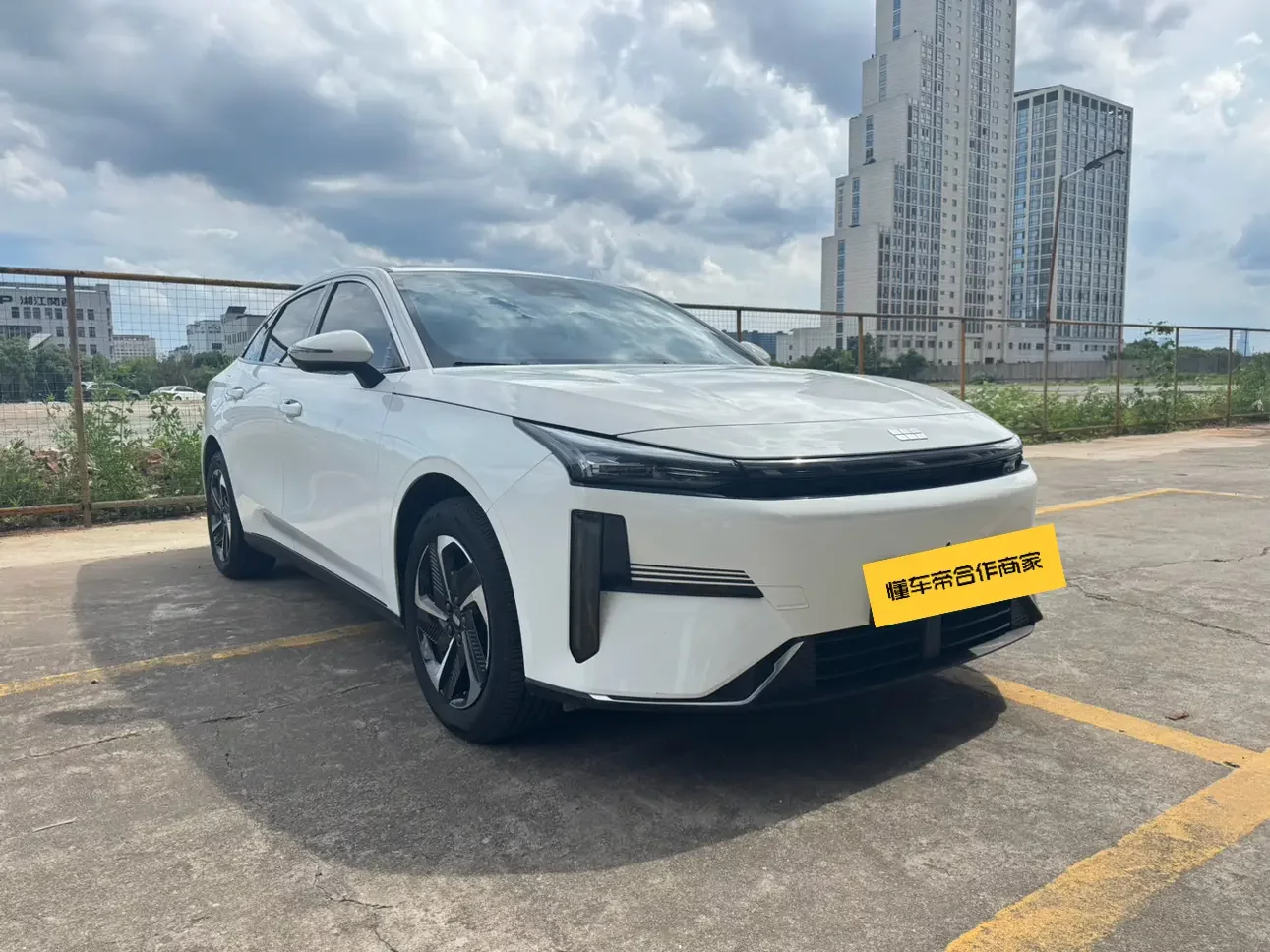 Geely Galaxy L6