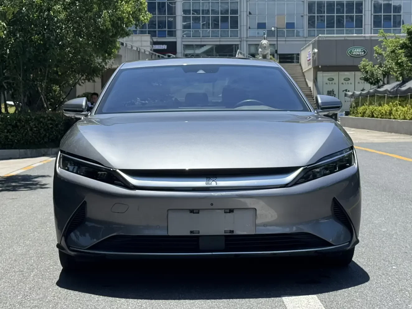 BYD Han EV