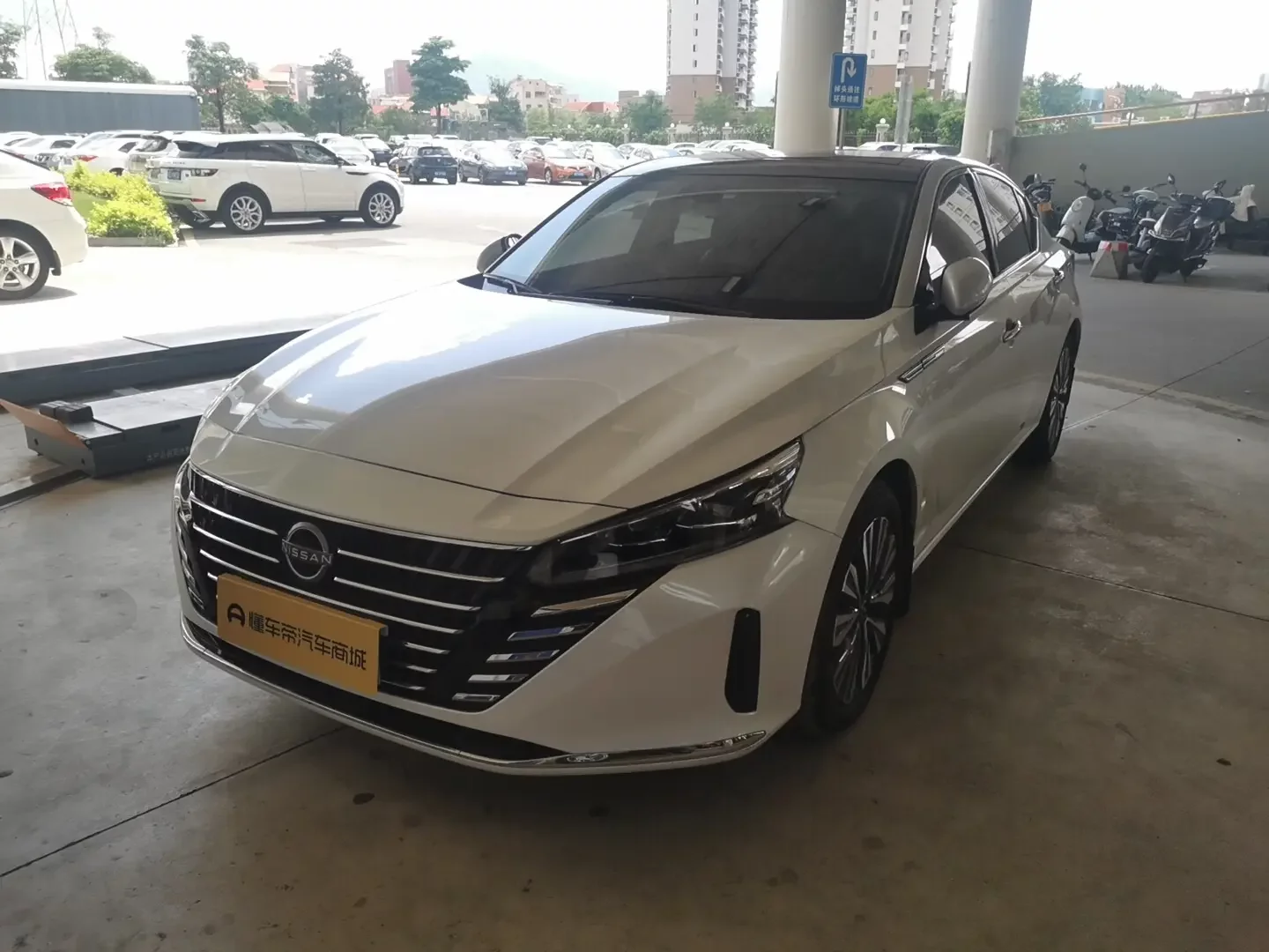 Nissan Altima