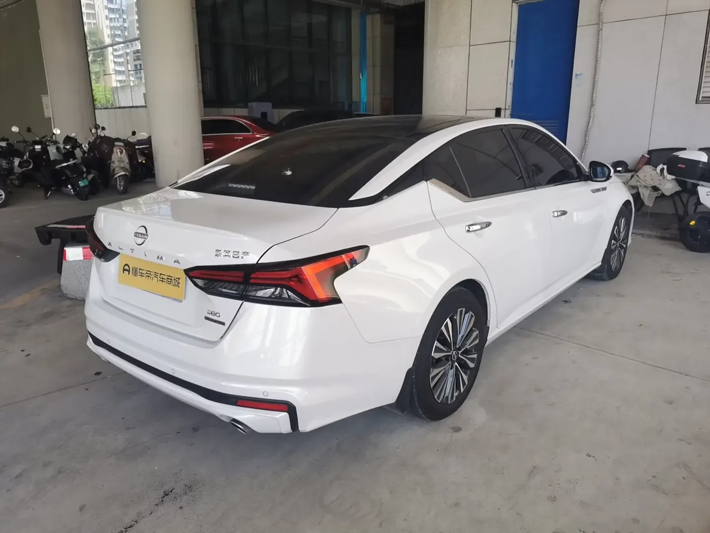 Nissan Altima