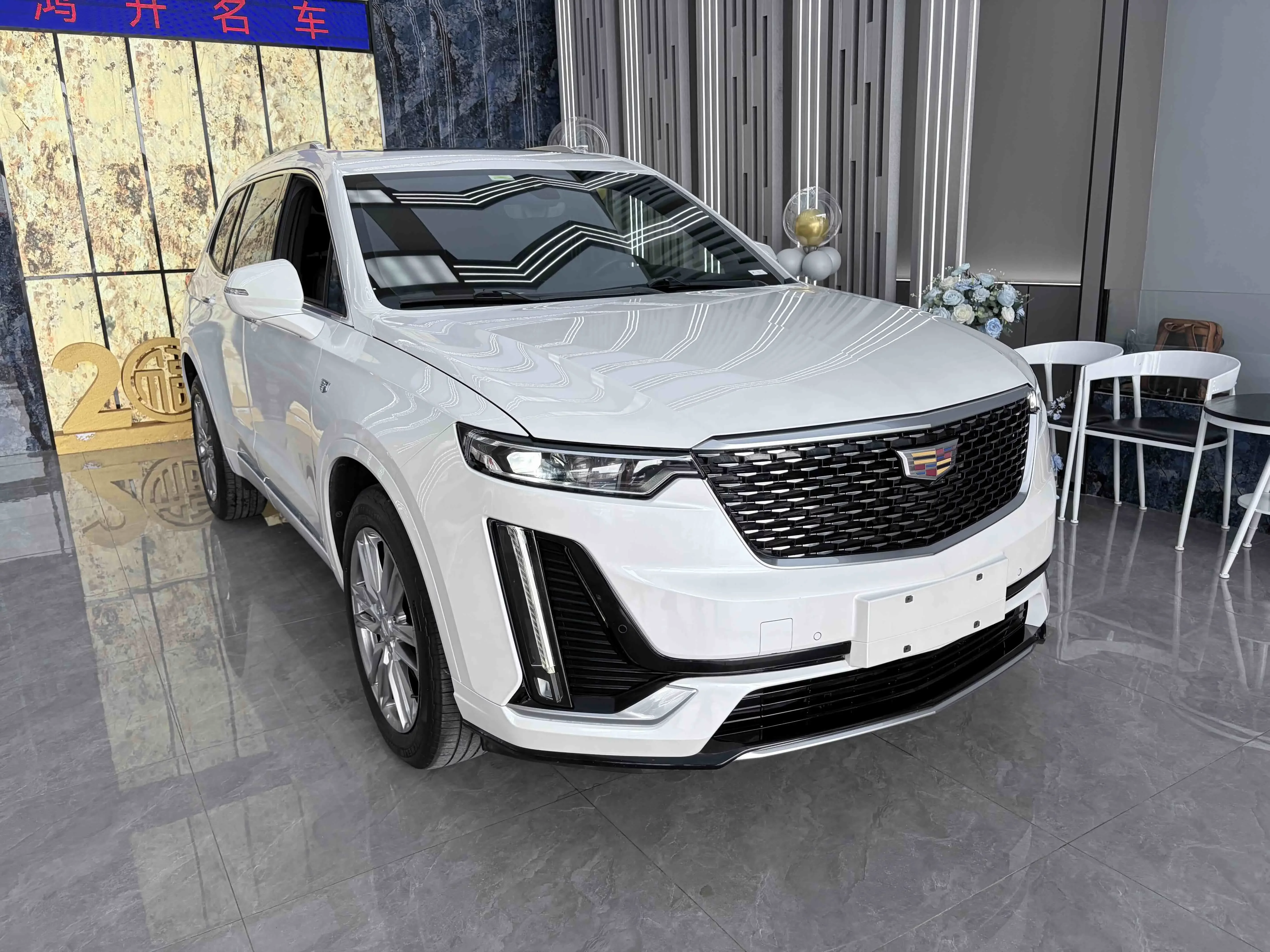 Cadillac XT6