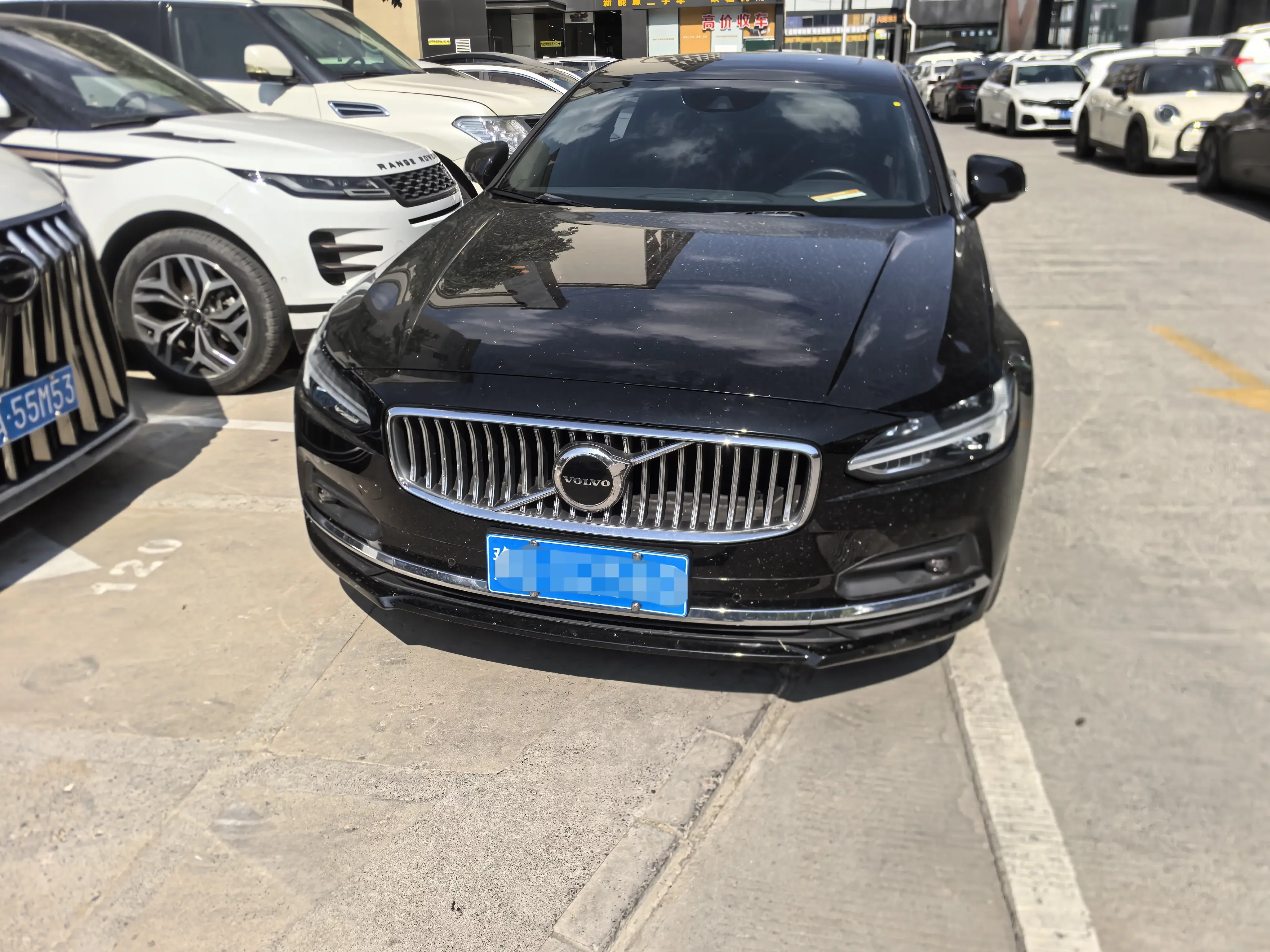 Volvo S90