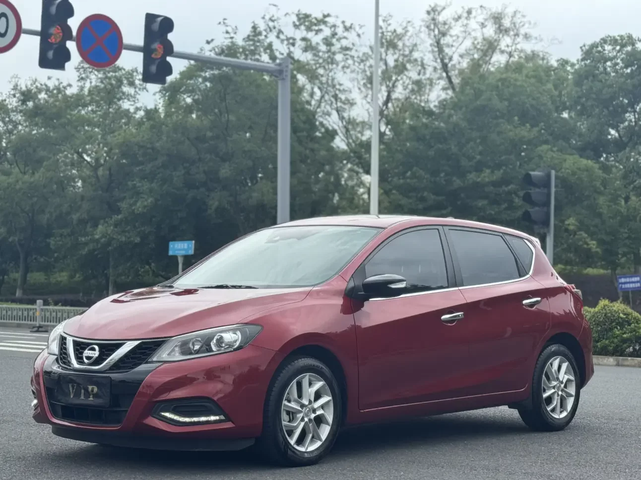 Nissan Tiida