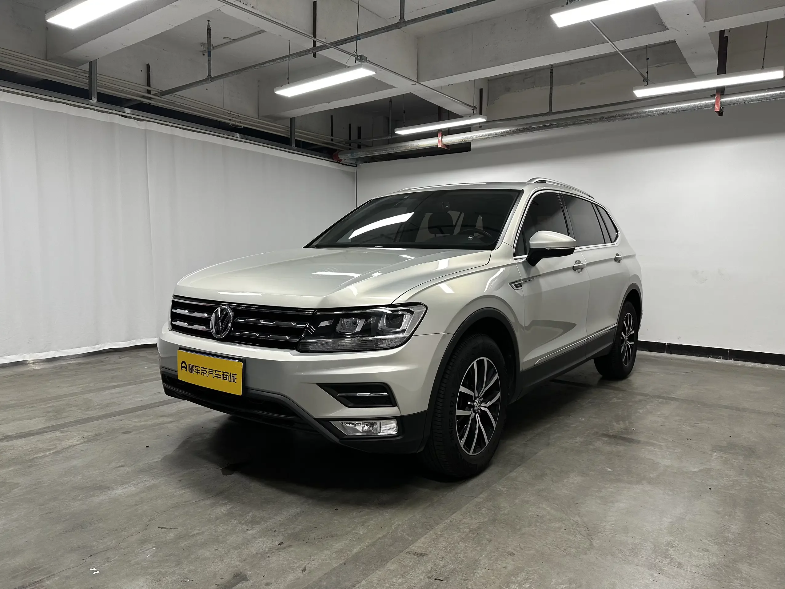 Volkswagen Tiguan L