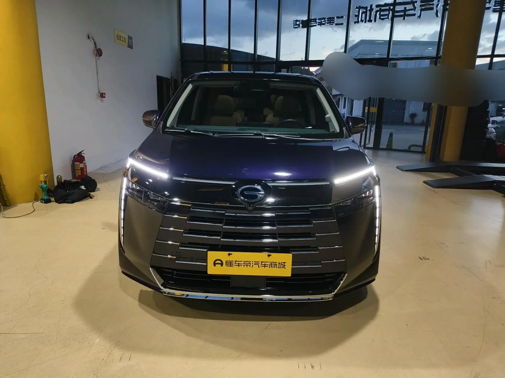 GAC Trumpchi E8 PHEV