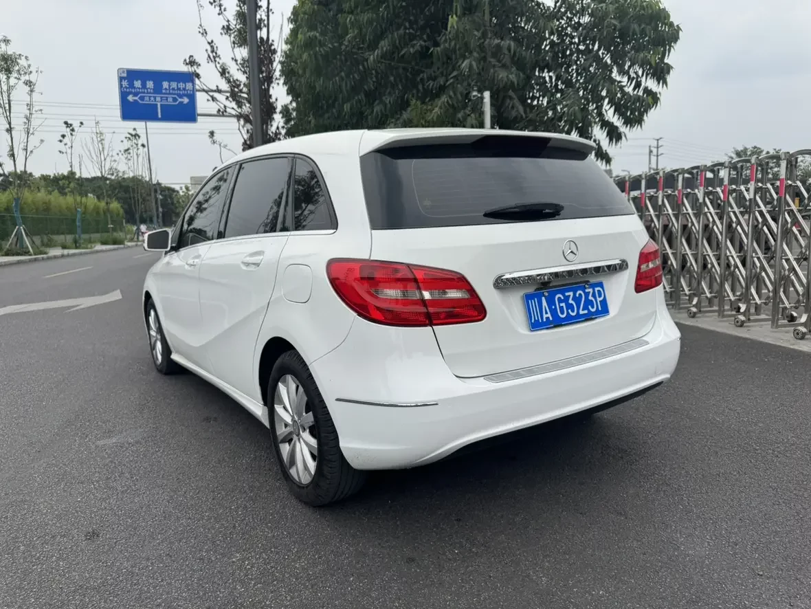 Mercedes-Benz B Class
