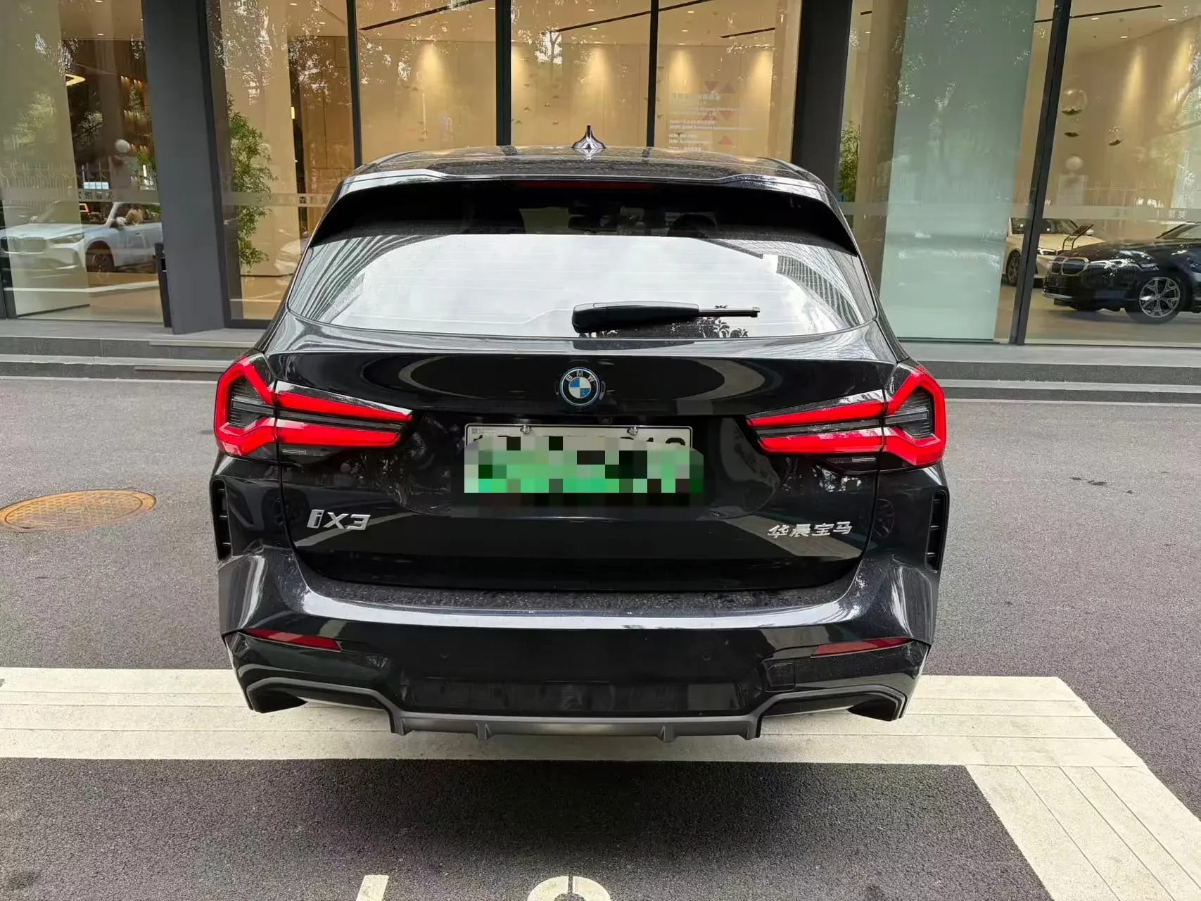 BMW iX3