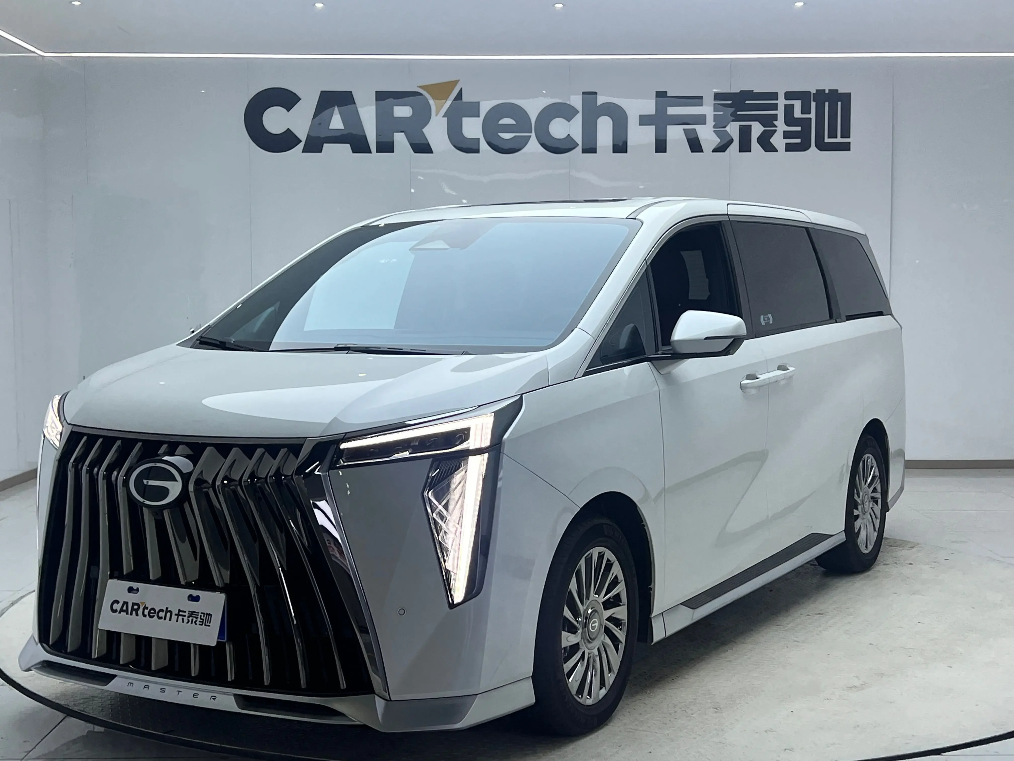 GAC Trumpchi M8