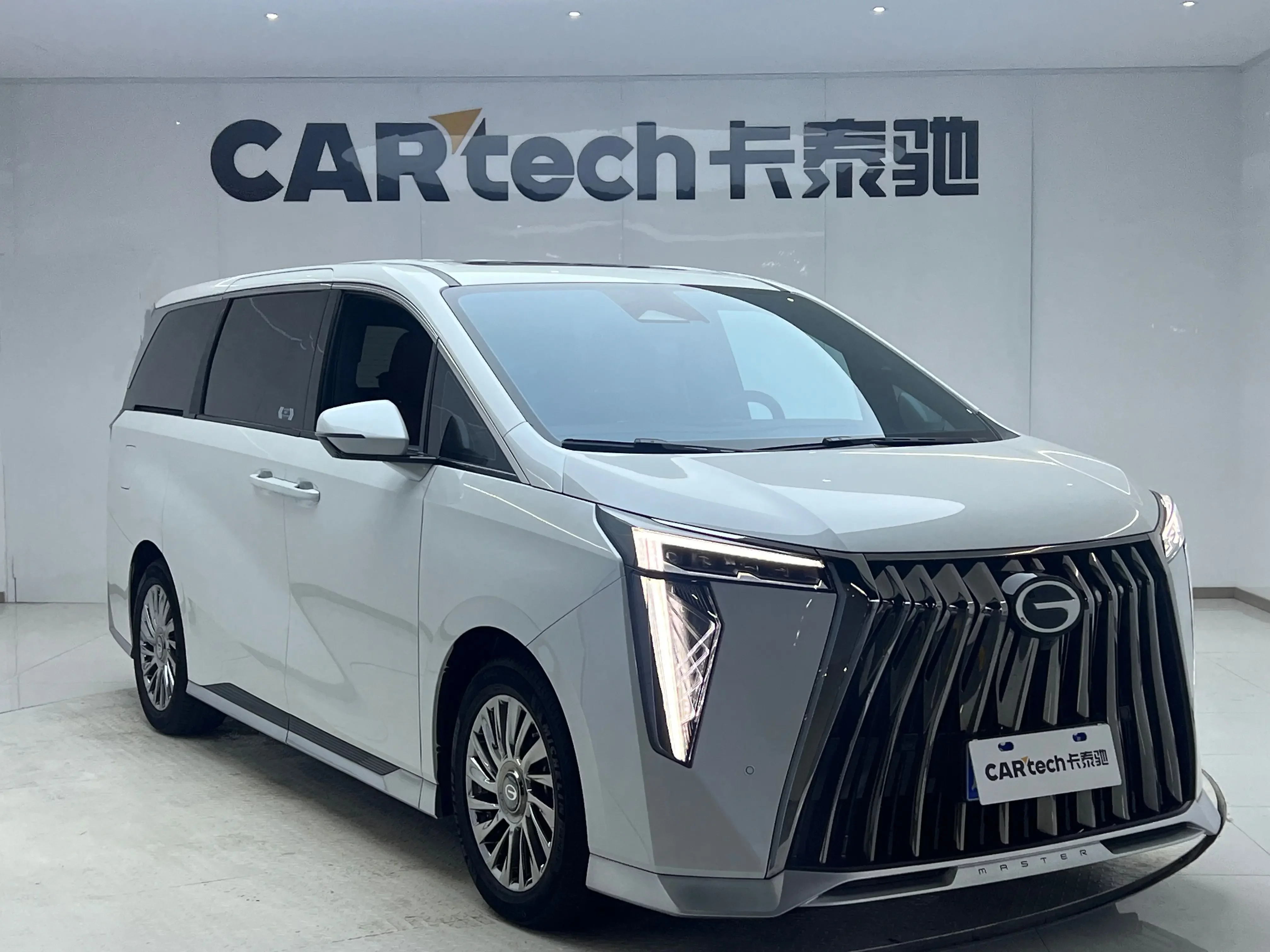 GAC Trumpchi M8