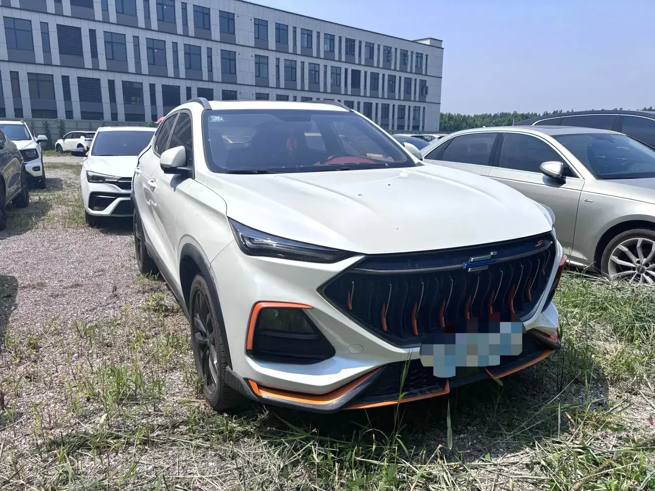 Oshan Changan Auchan X5