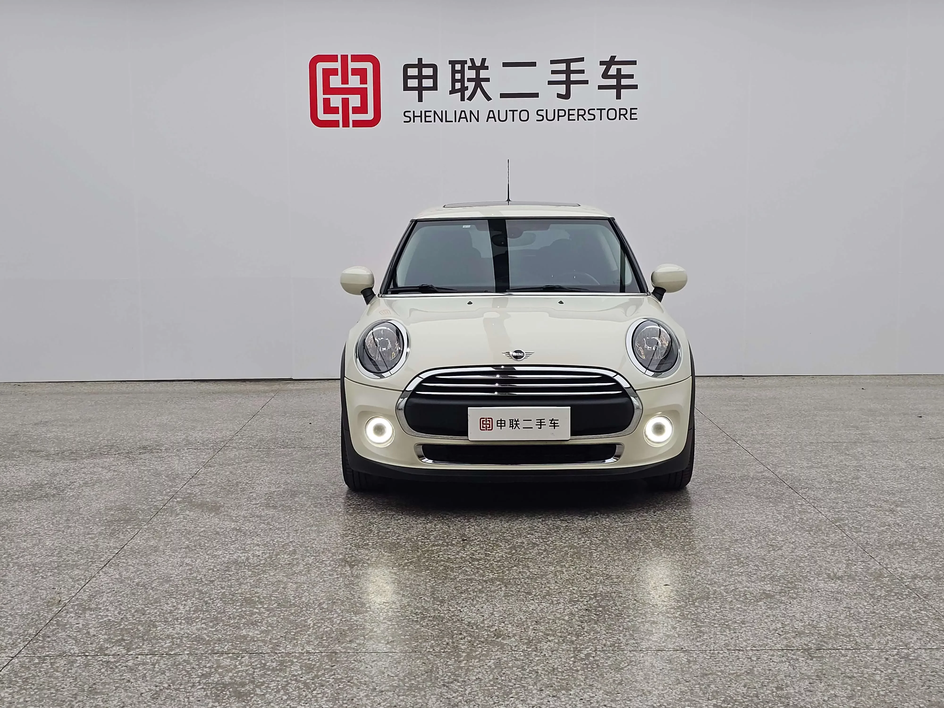 MINI 