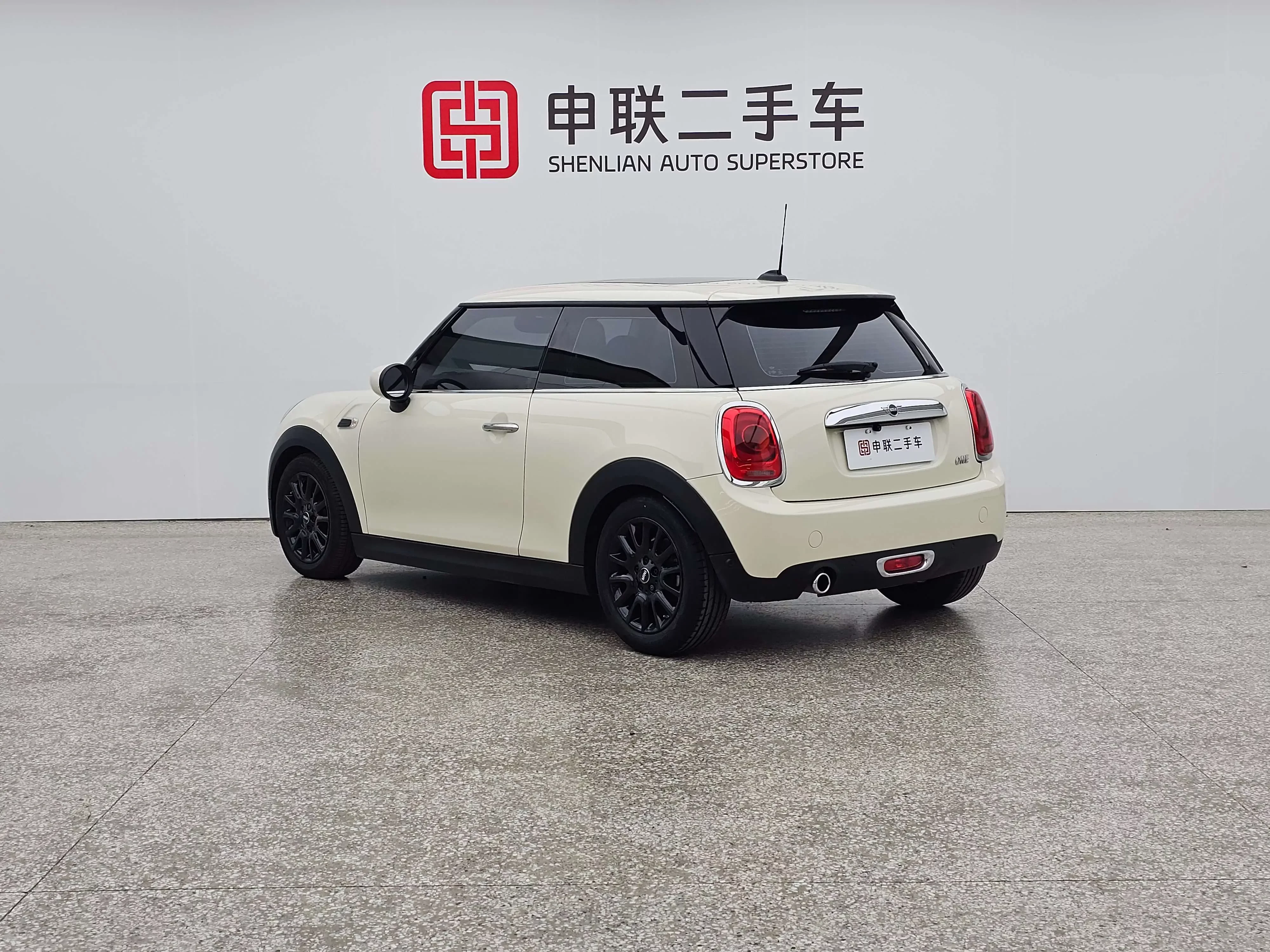 MINI 