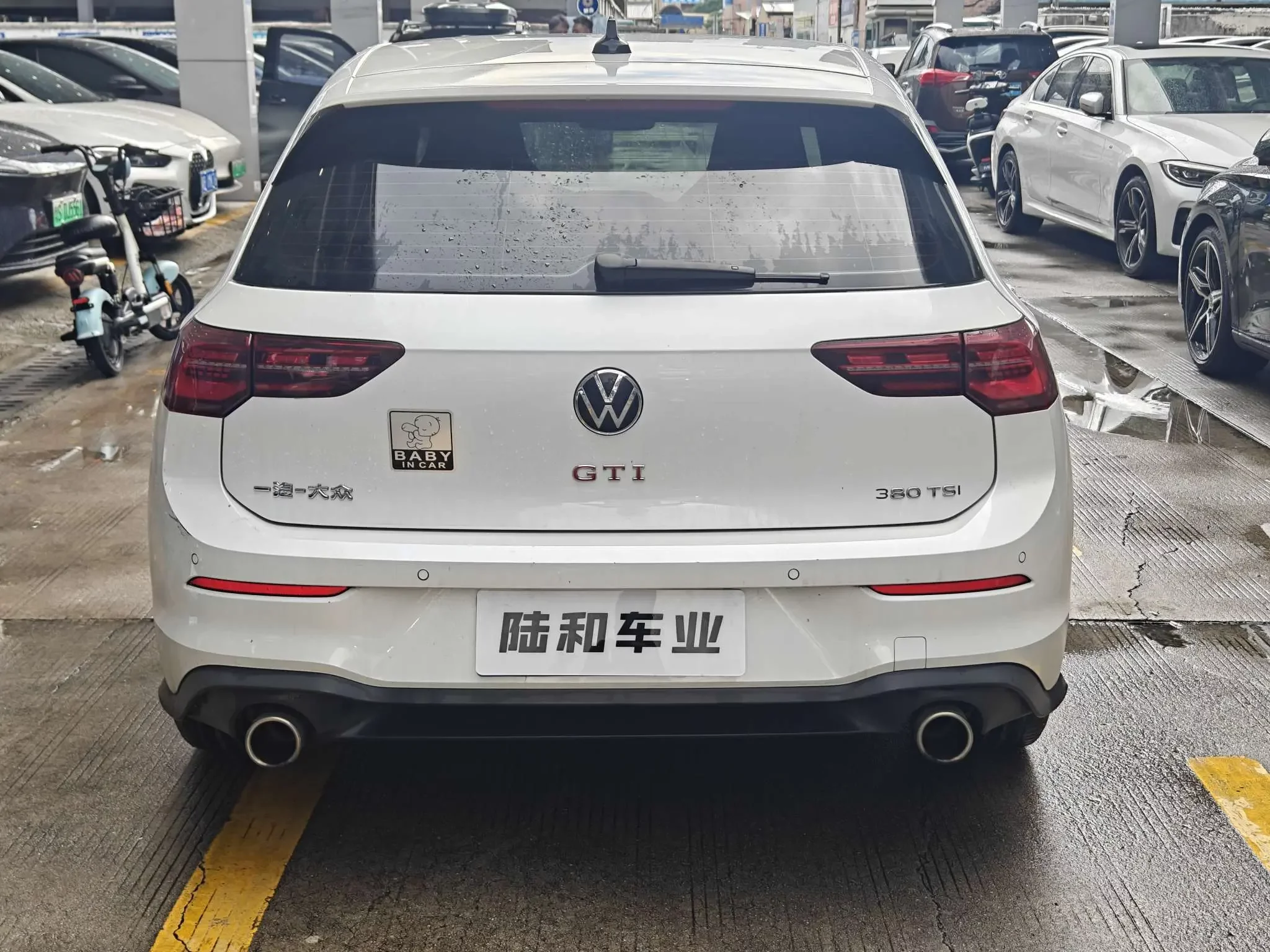 Volkswagen Golf GTI