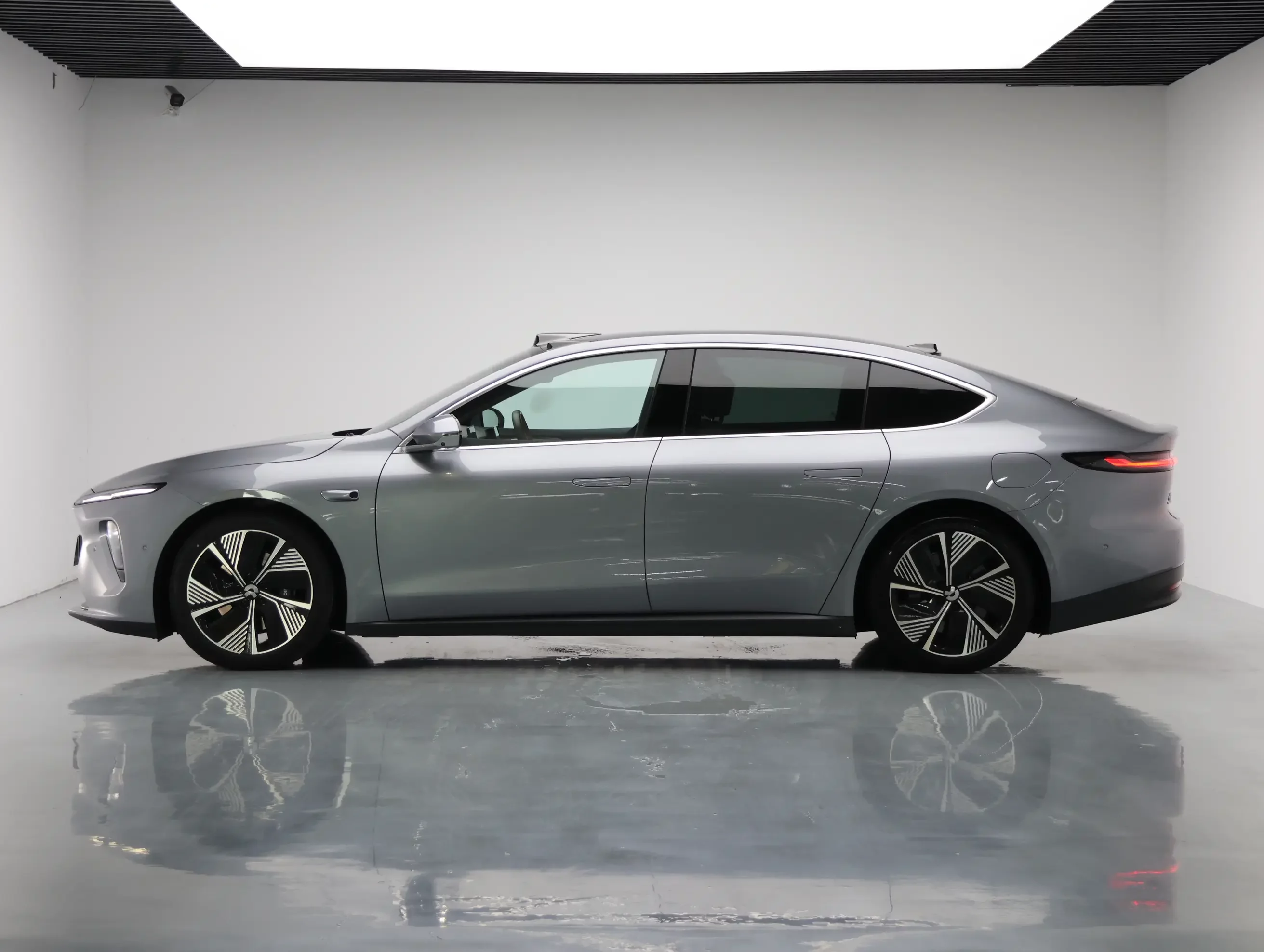 NIO ET7
