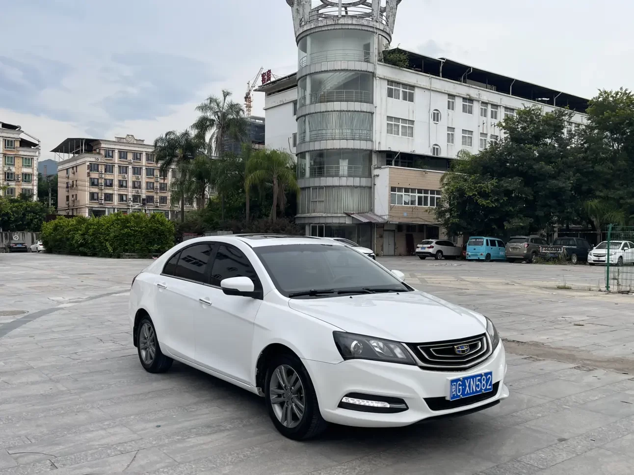 Geely emgrand