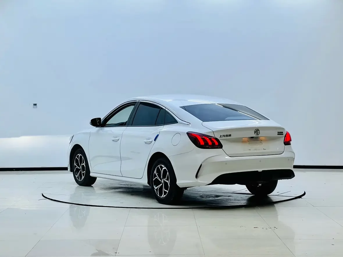 MG 5