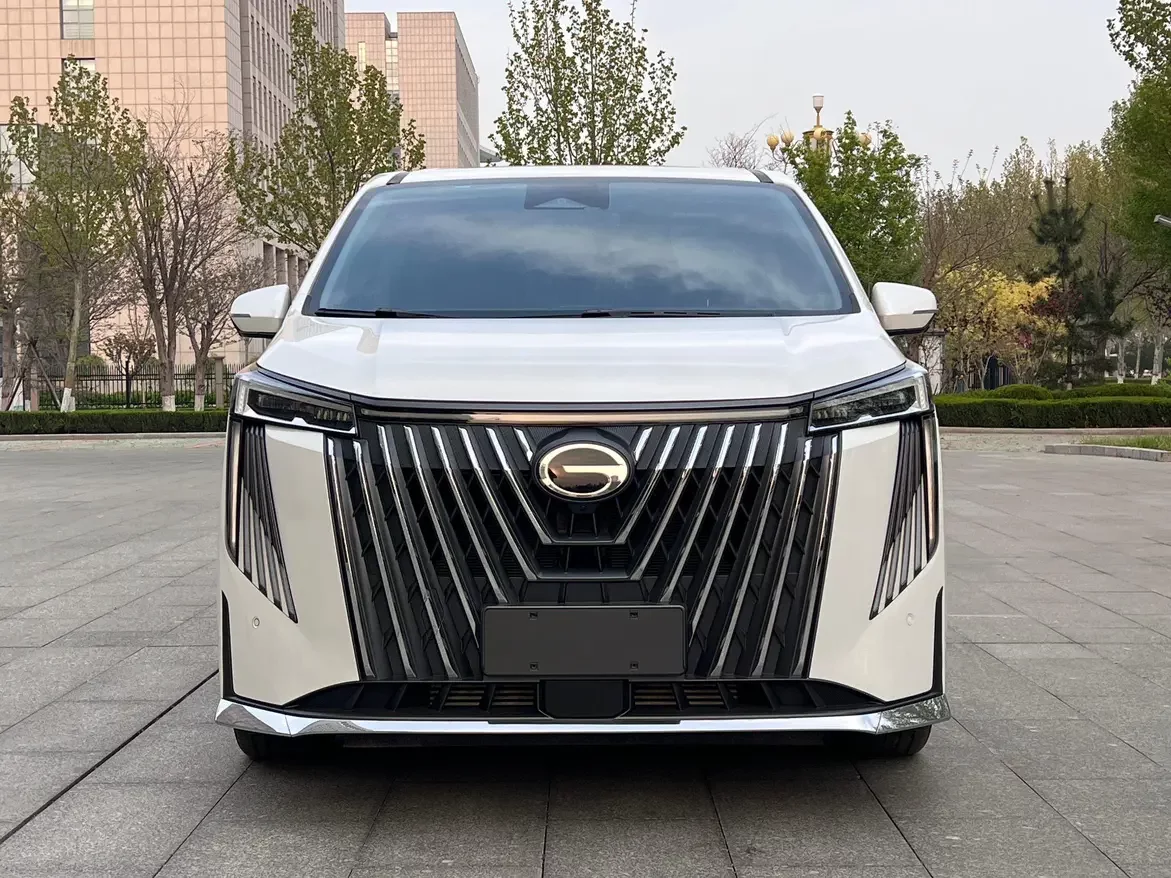 GAC Trumpchi M8