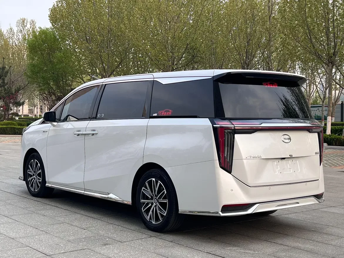 GAC Trumpchi M8