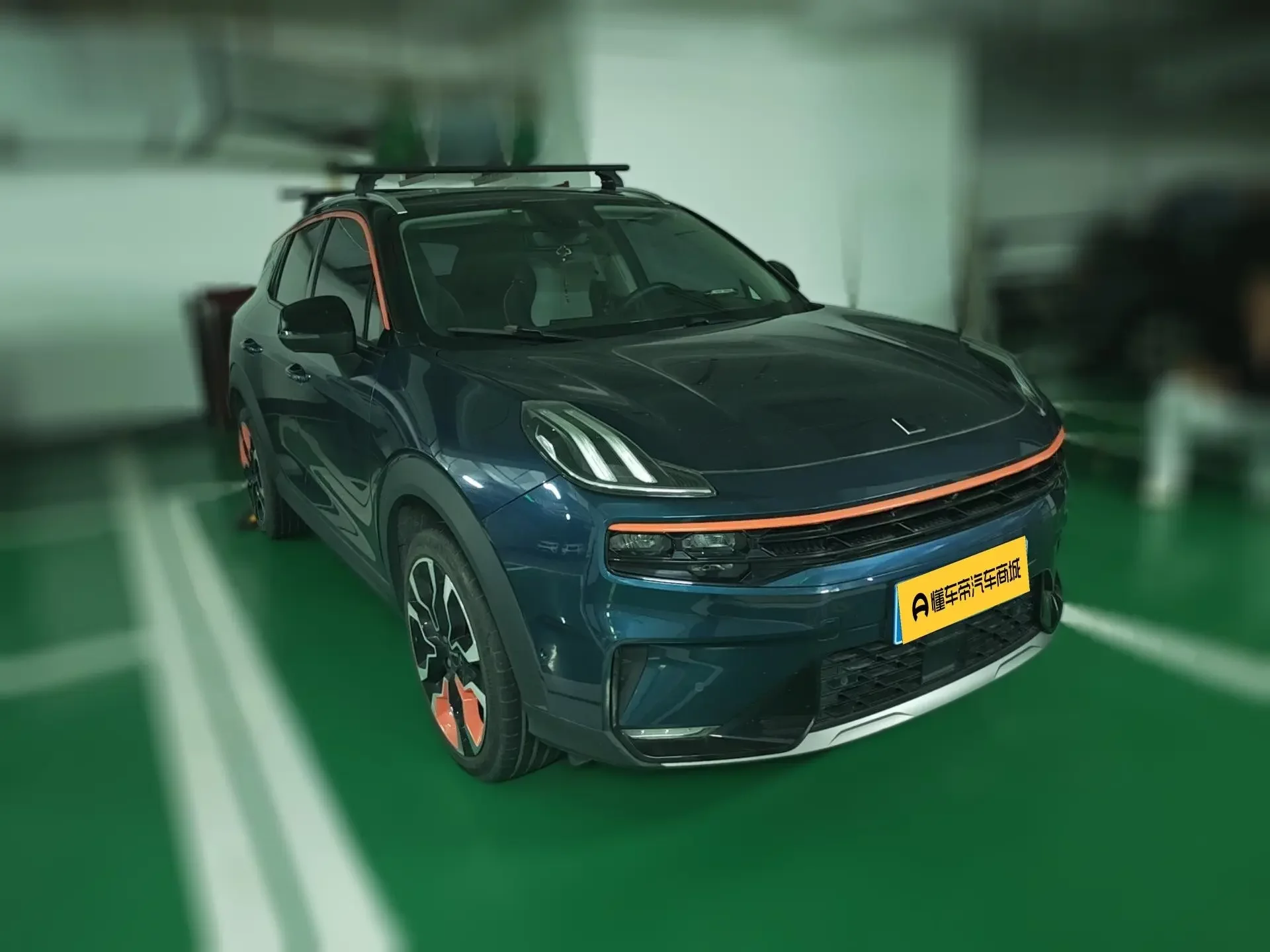 Lynk & Co 06