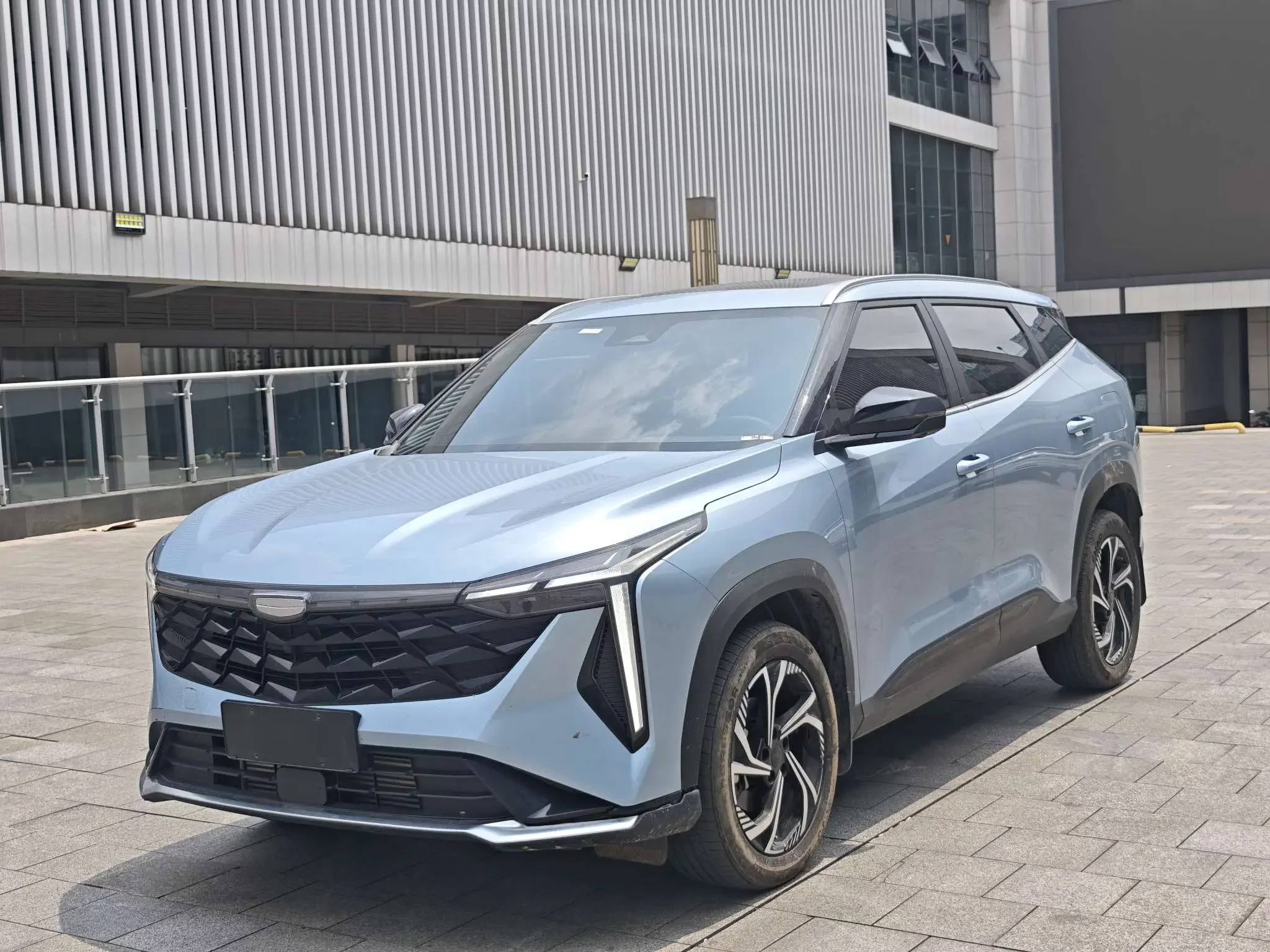 Geely Atlas