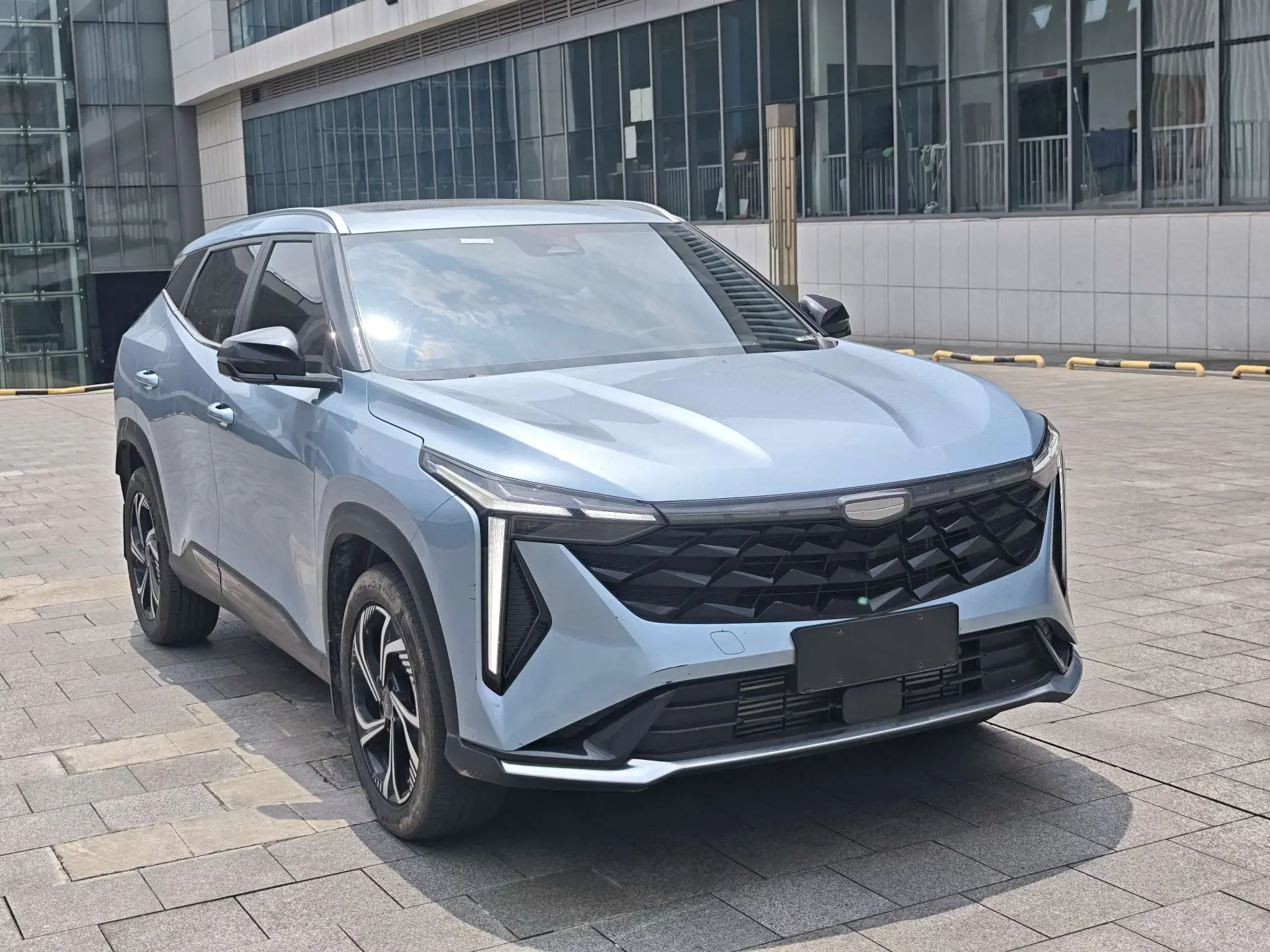 Geely Atlas