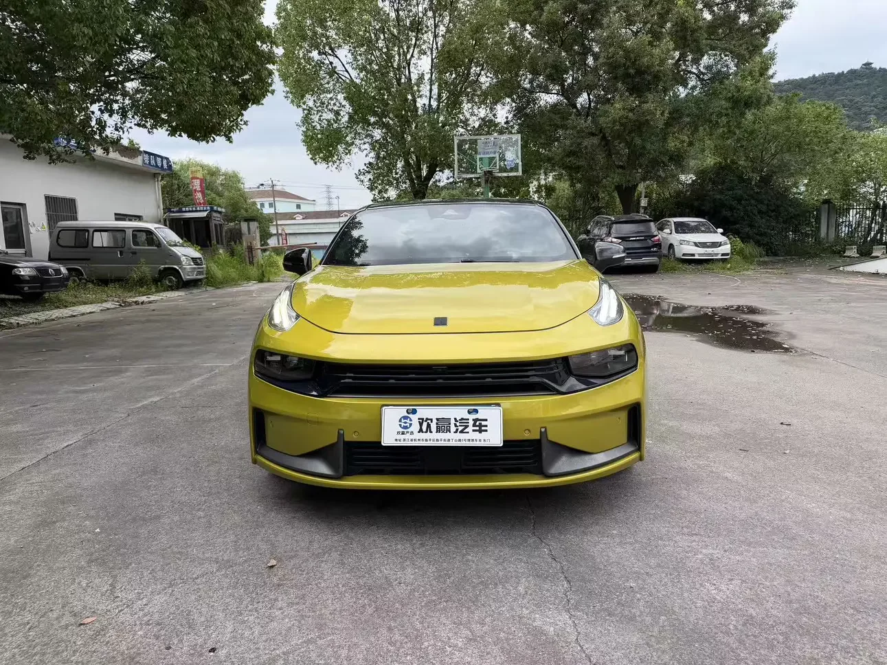 Lynk & Co 03