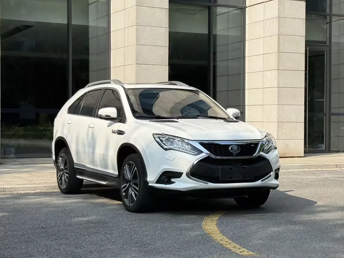 BYD Tang DM