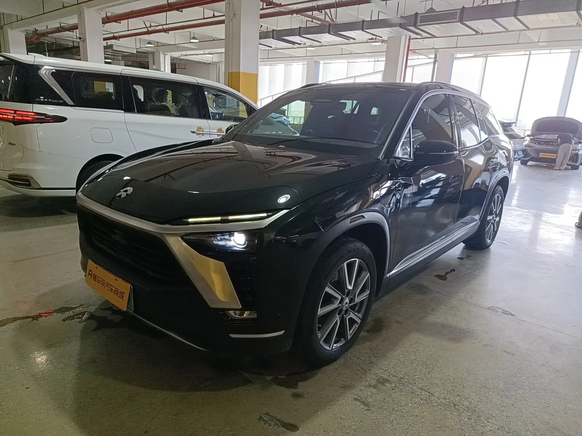 NIO ES8