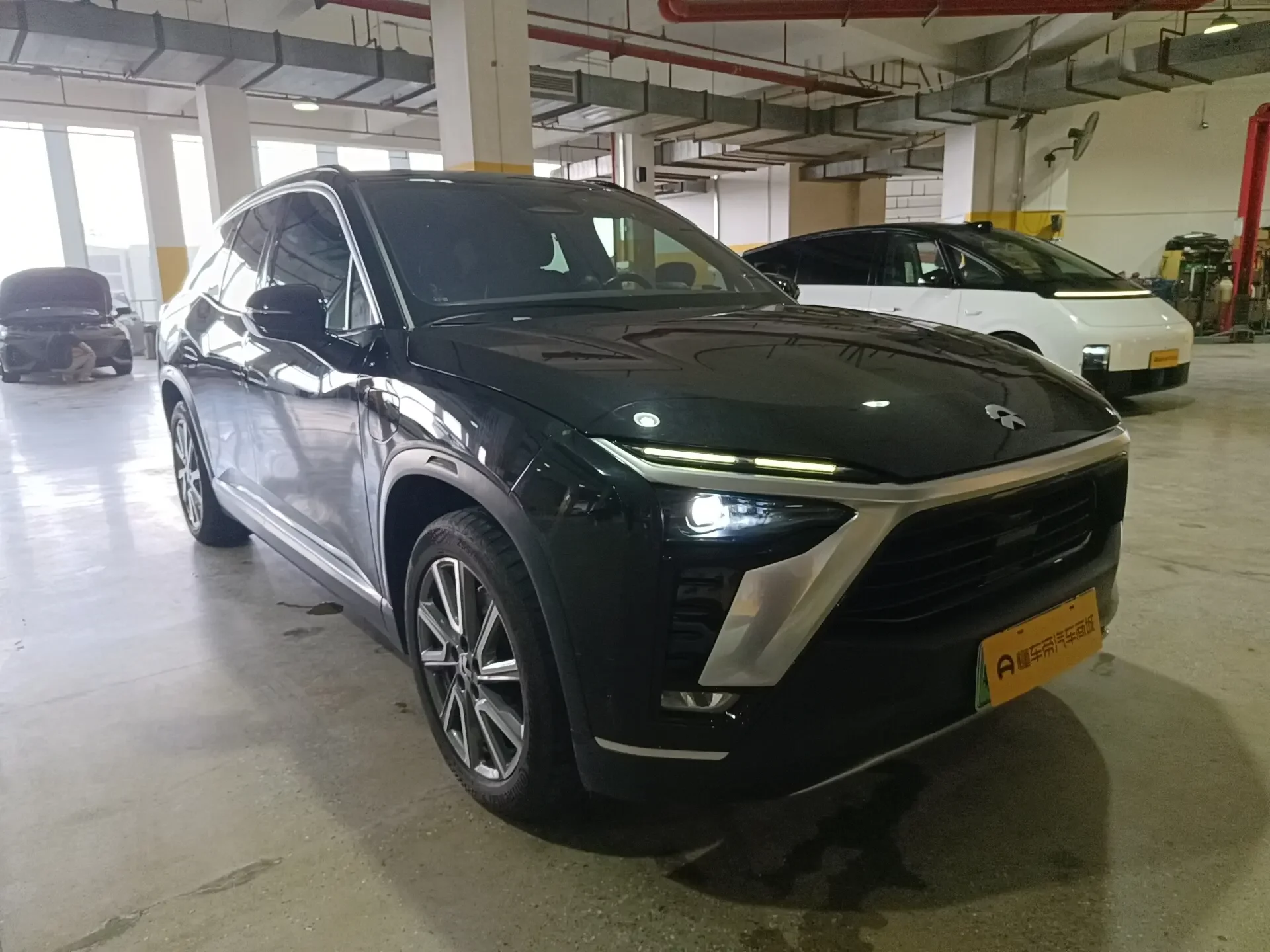 NIO ES8