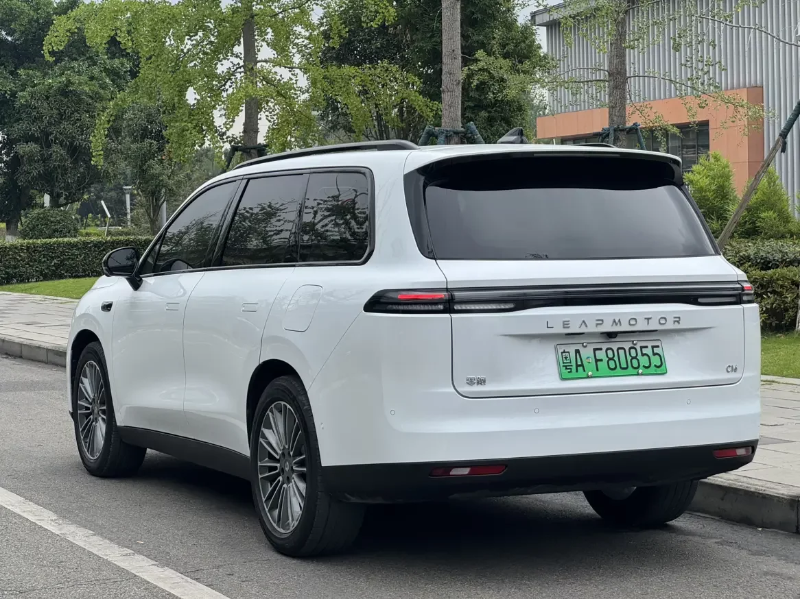 Leapmotor C16