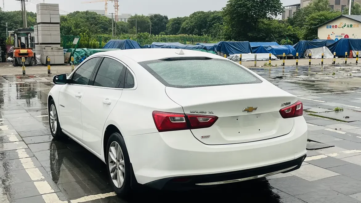 Chevrolet Malibu XL