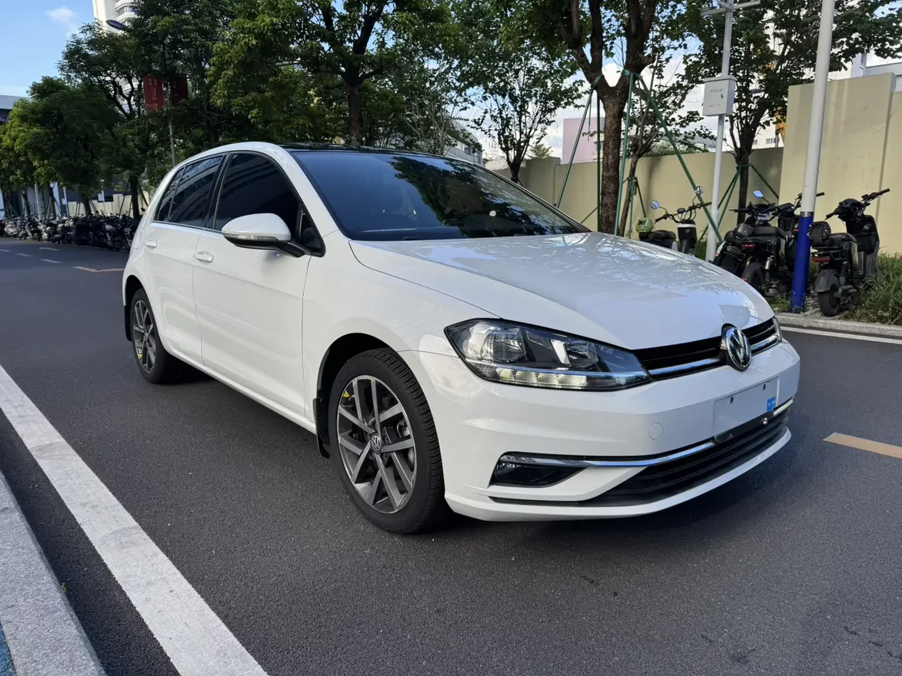 Volkswagen golf