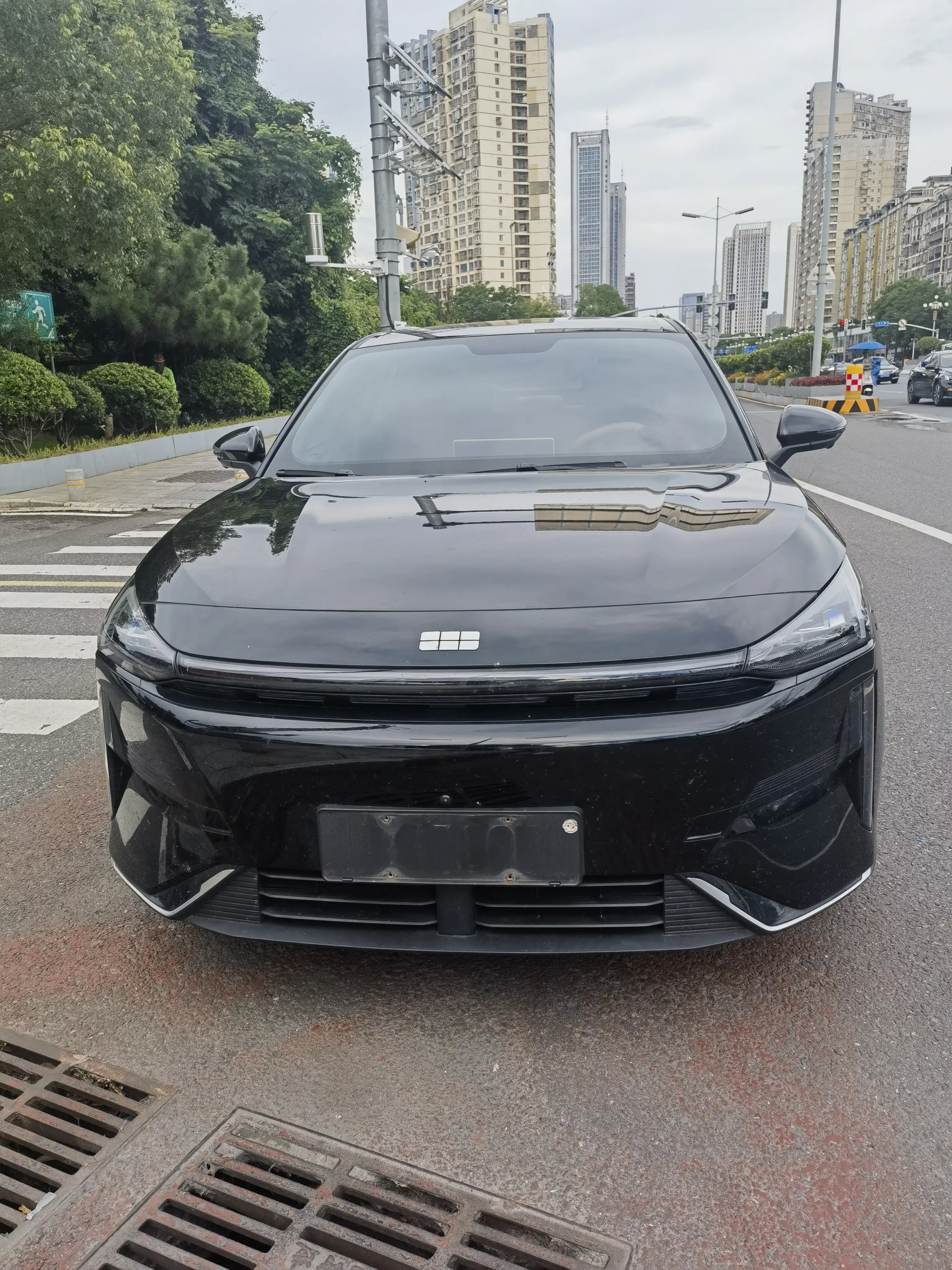 Geely Galaxy L6