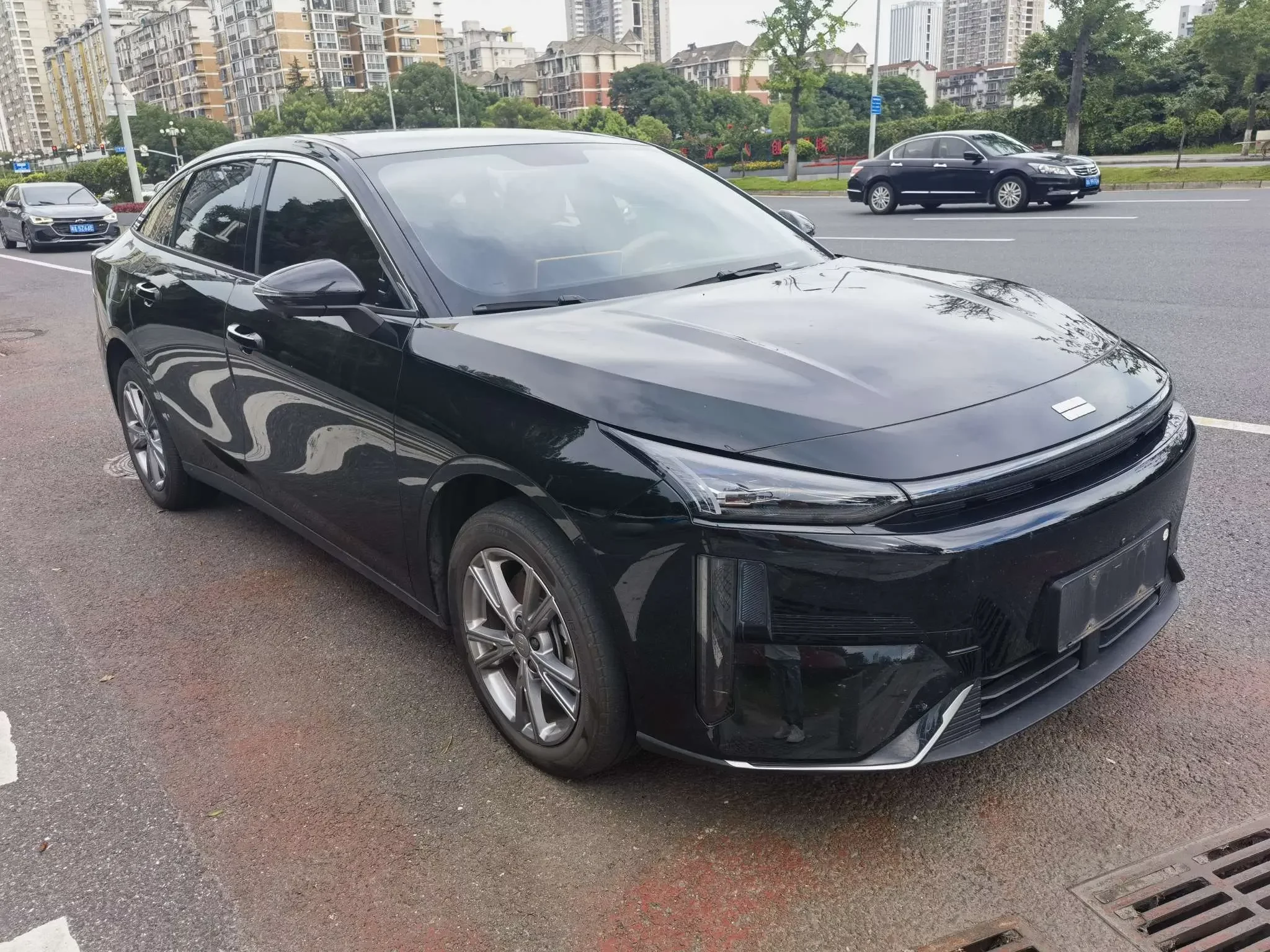 Geely Galaxy L6