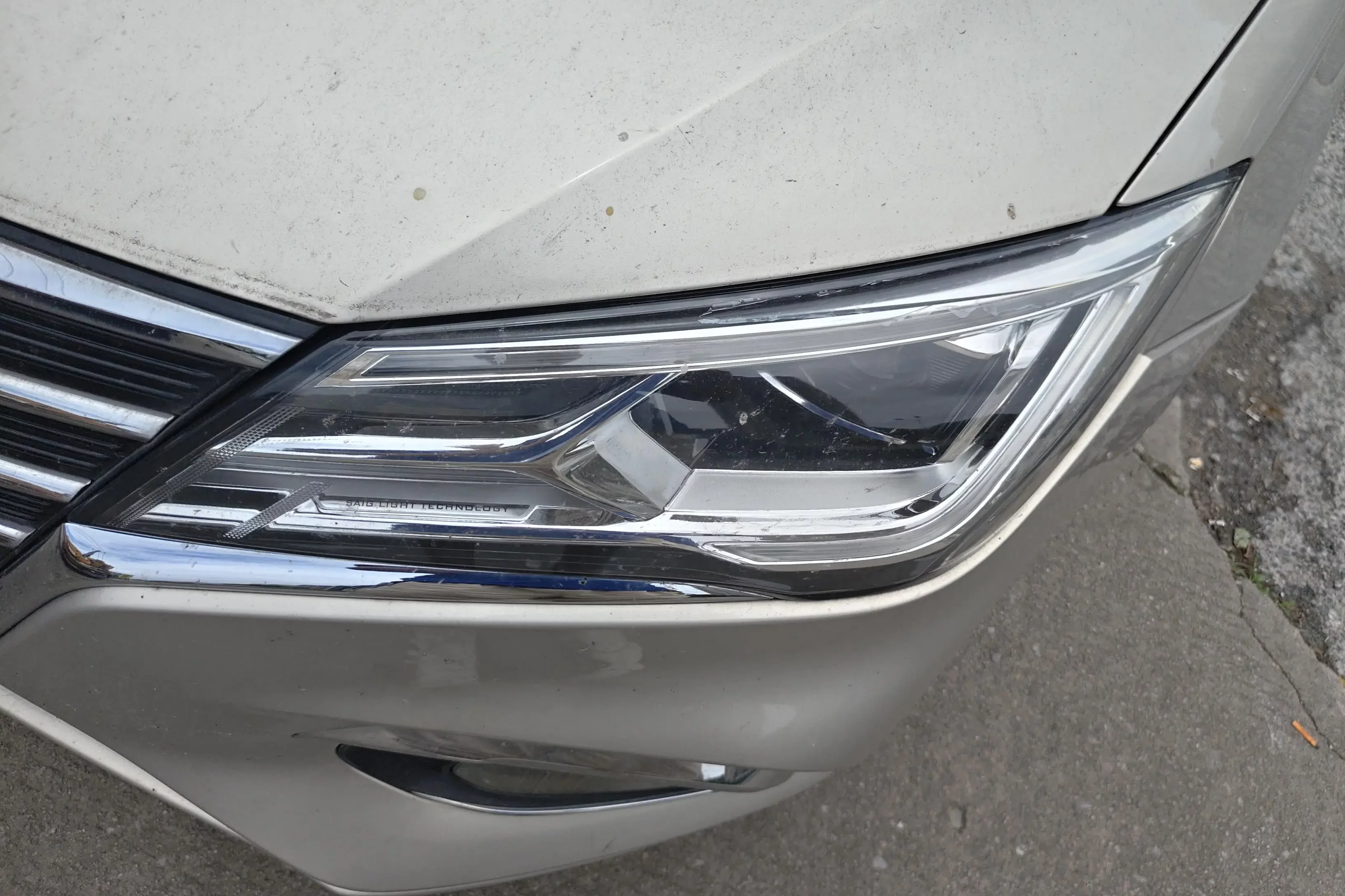 Roewe i5