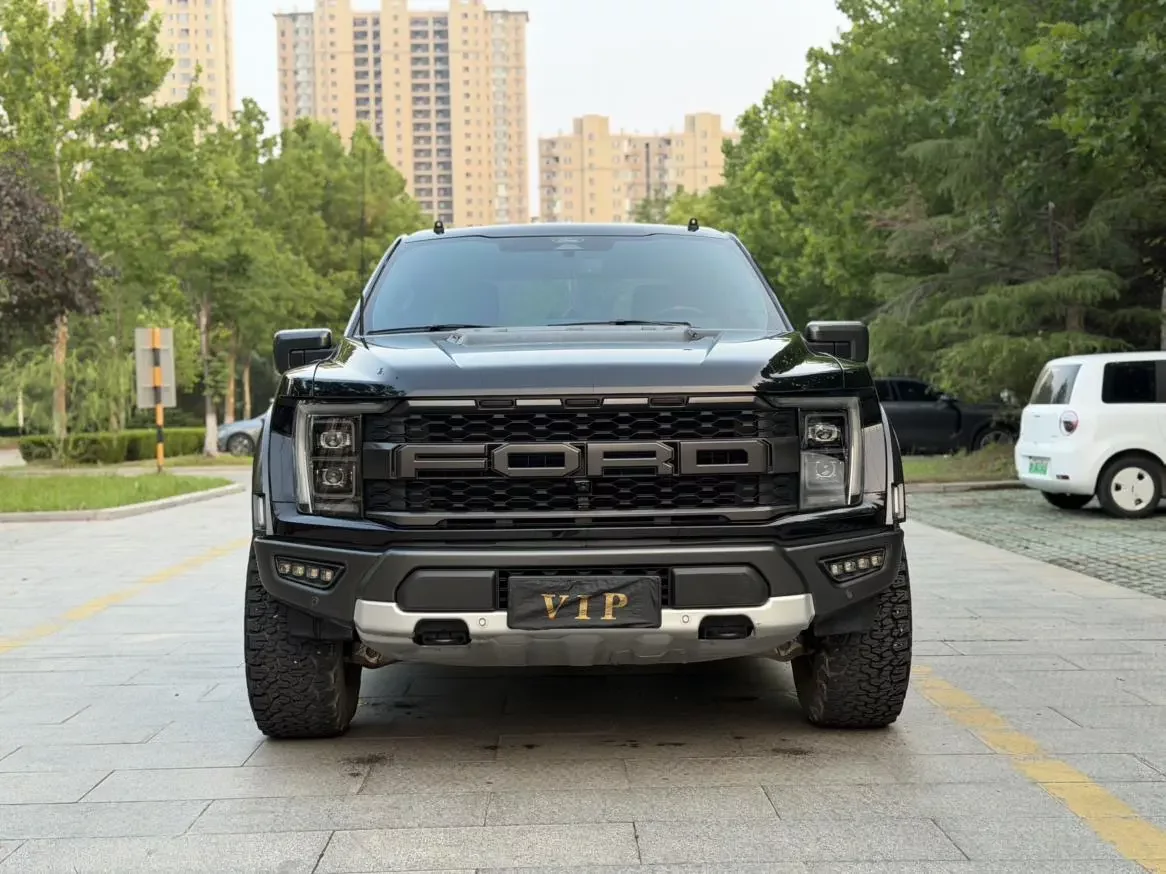 Ford F-150 Raptor