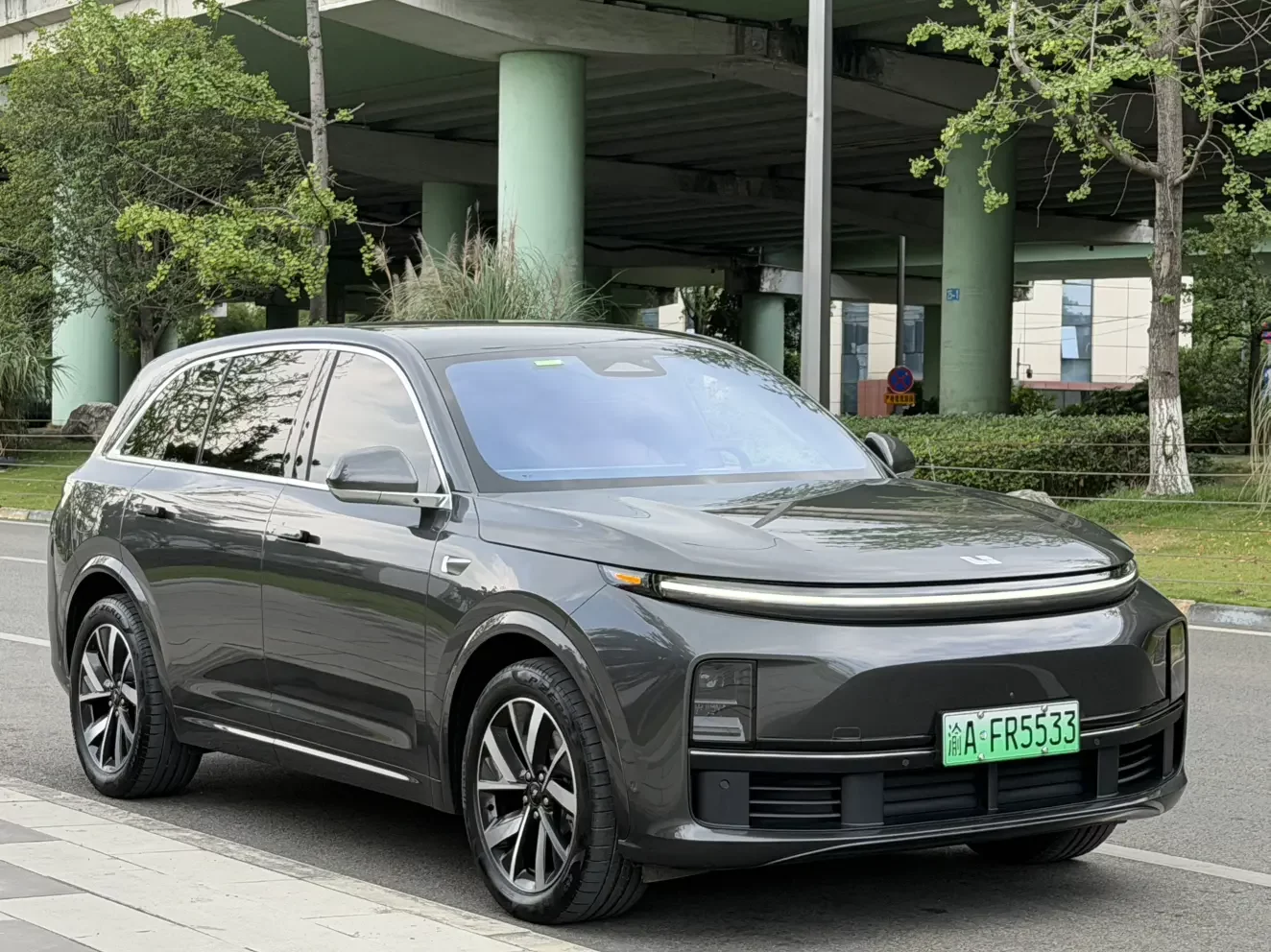 Lixiang L7