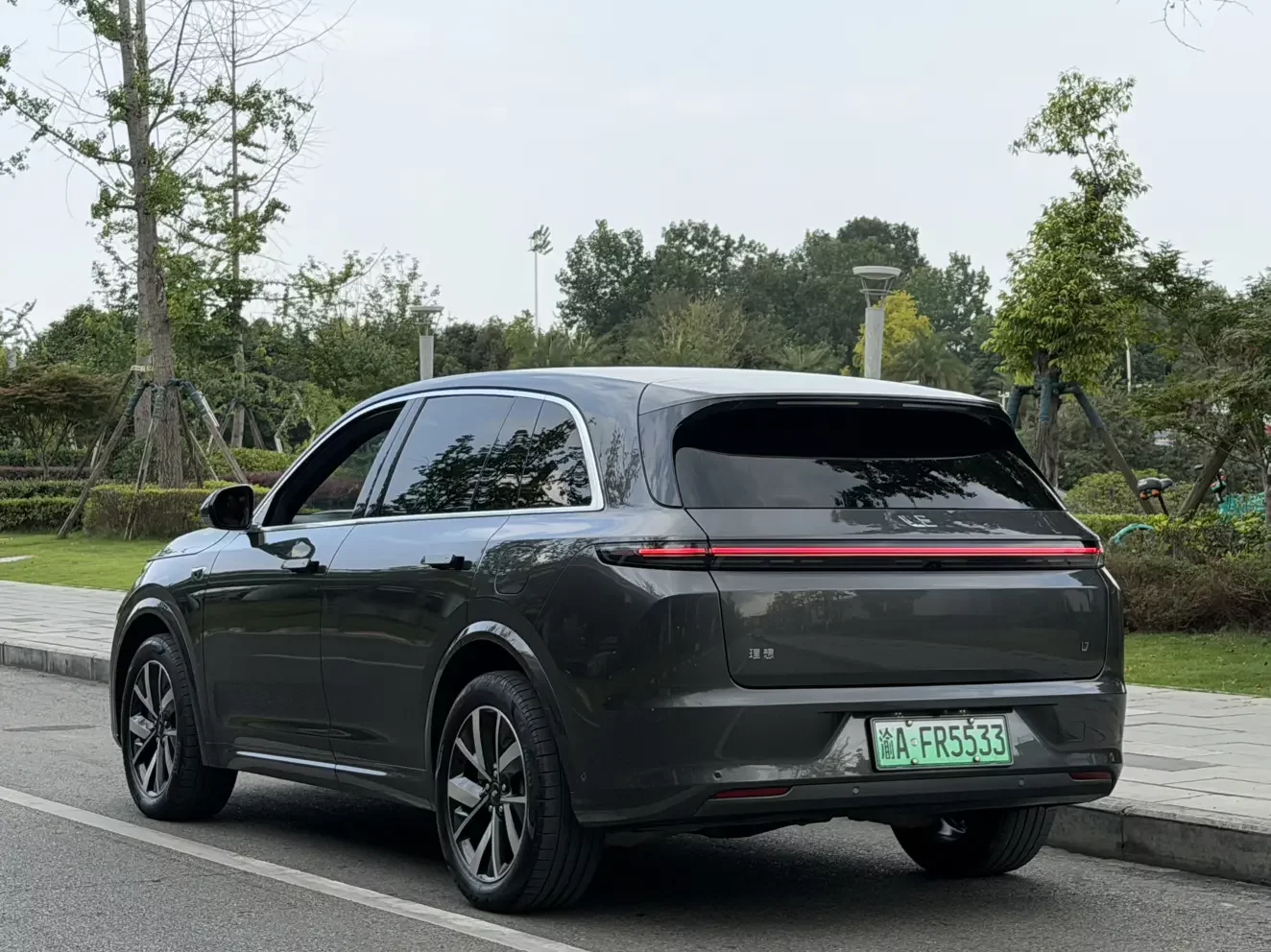 Lixiang L7
