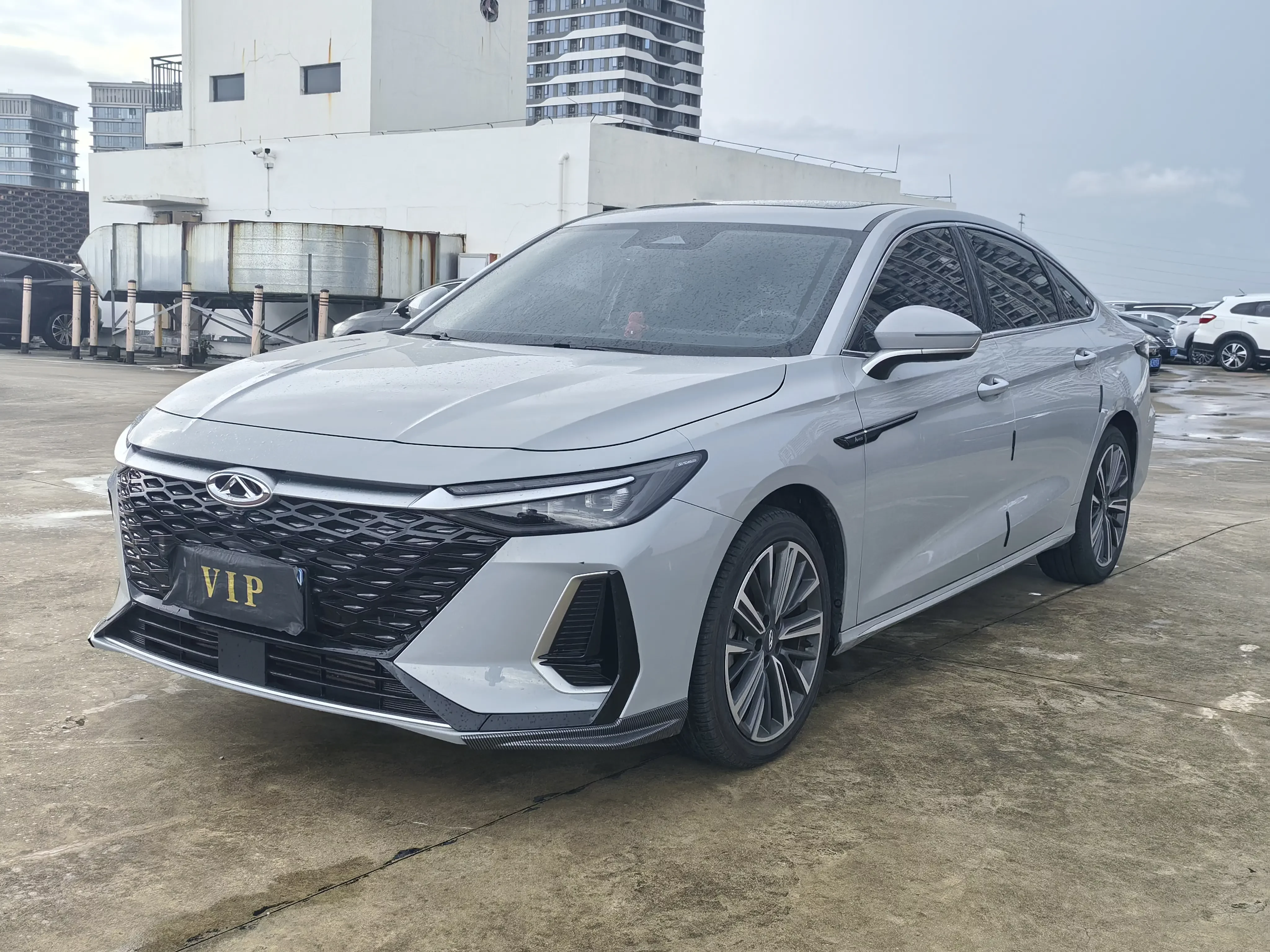 Chery Arrizo 8
