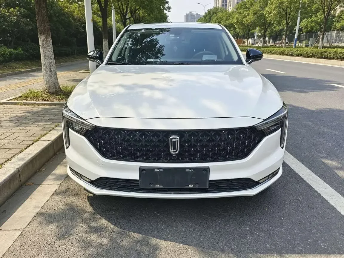 FAW Bestune B70
