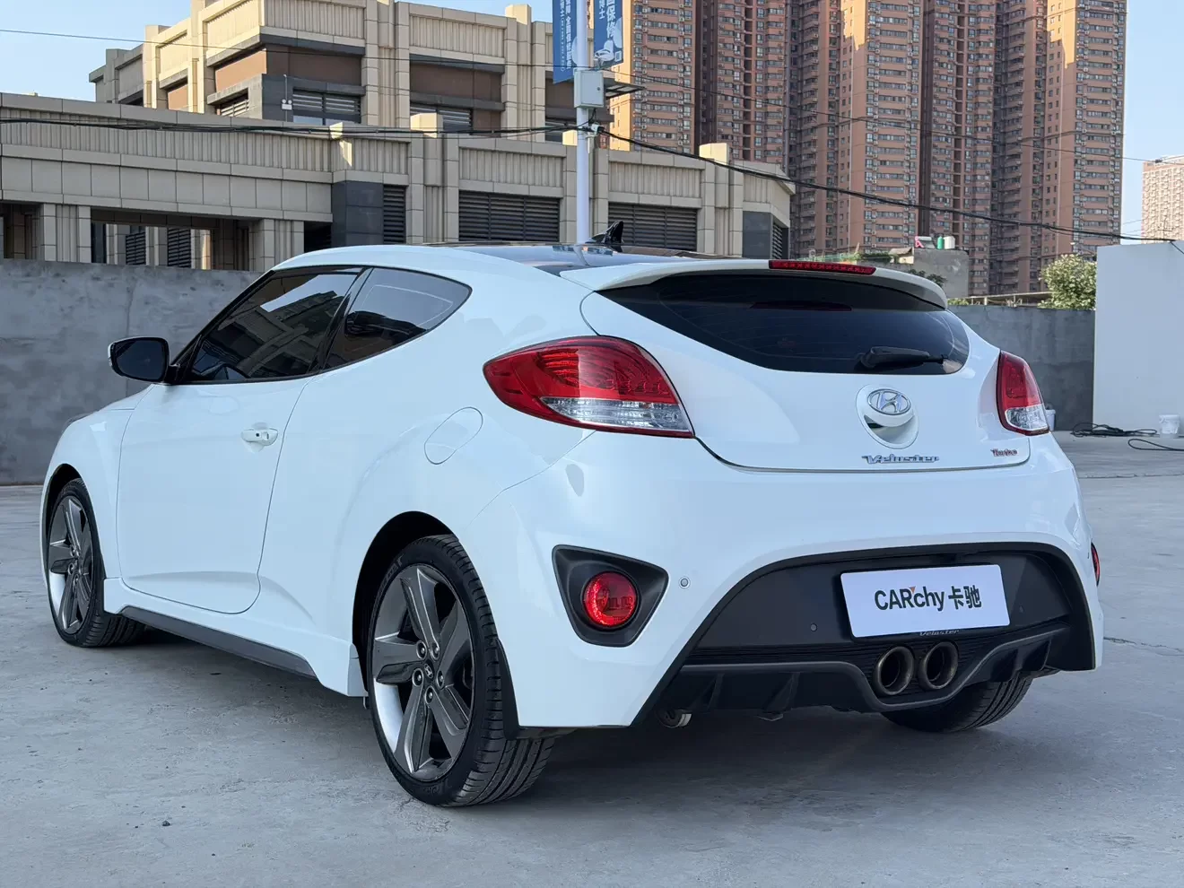 Hyundai Veloster