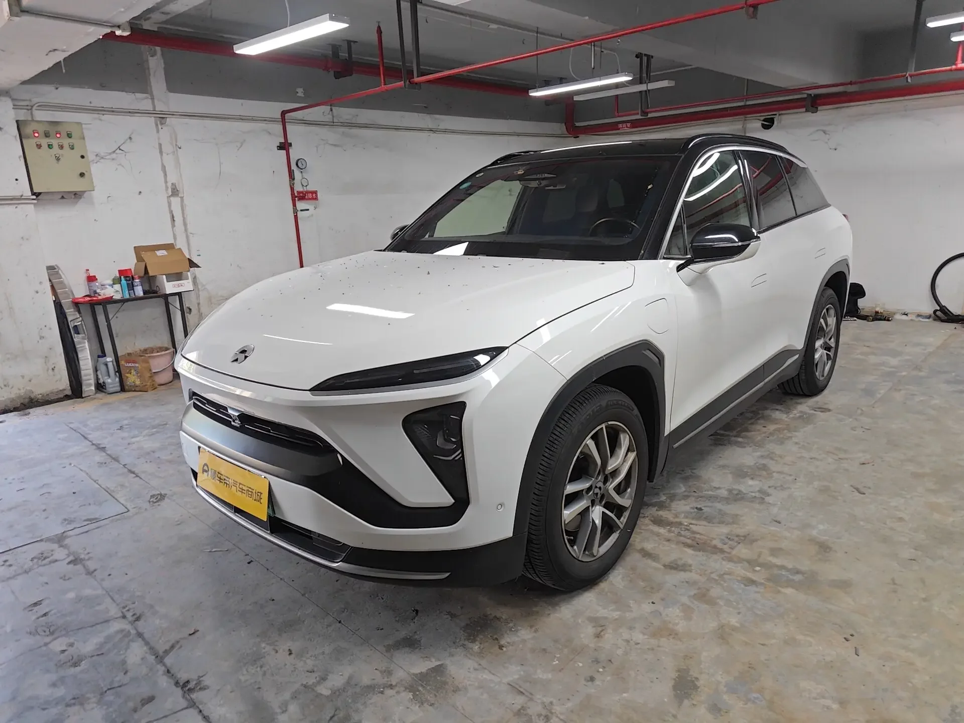 NIO ES6