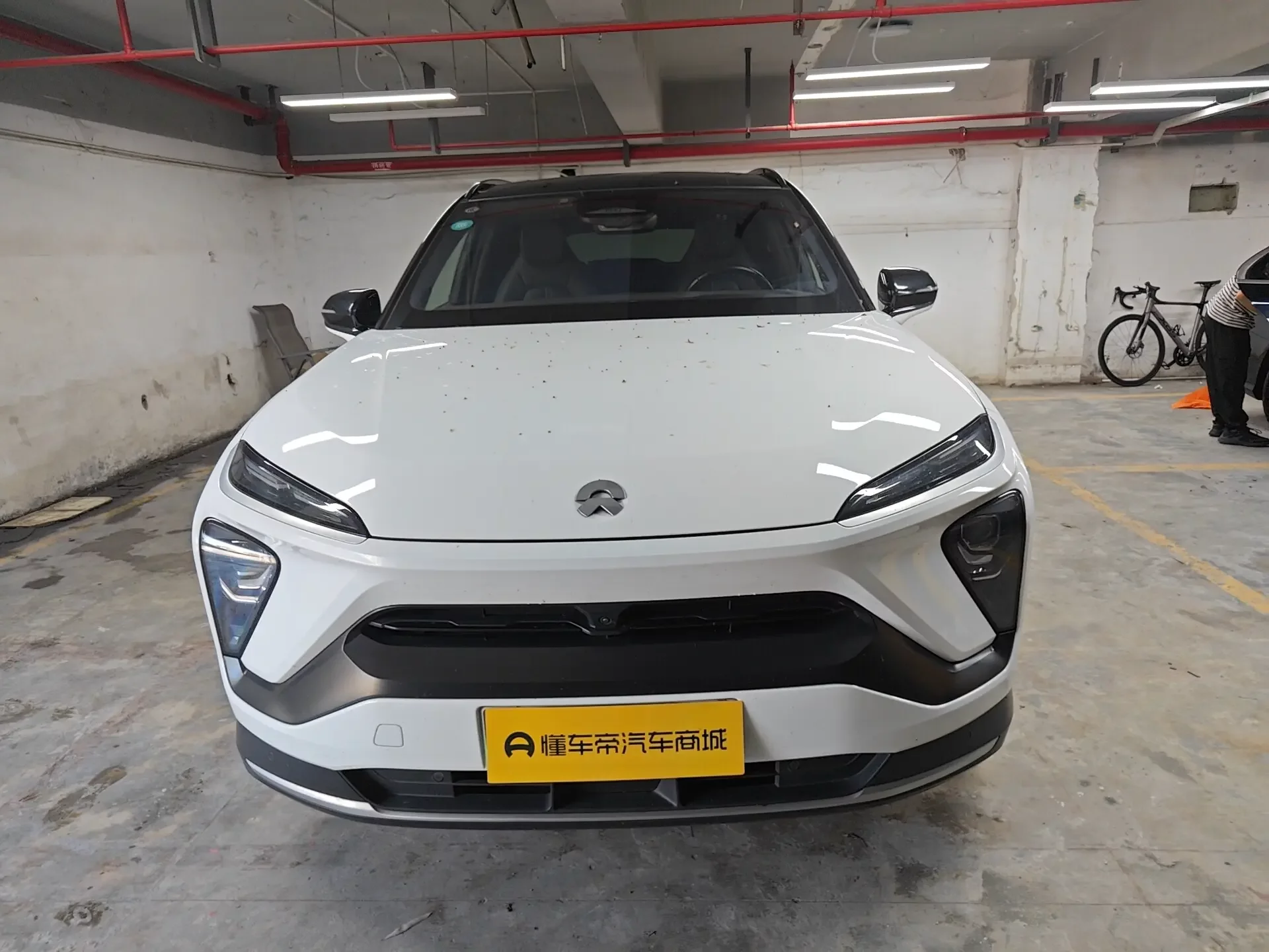 NIO ES6
