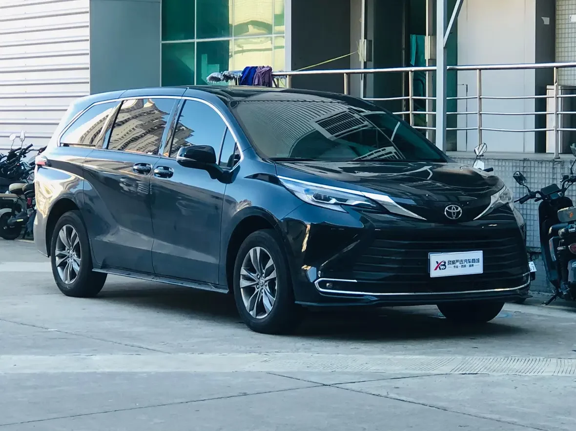 Toyota Sienna