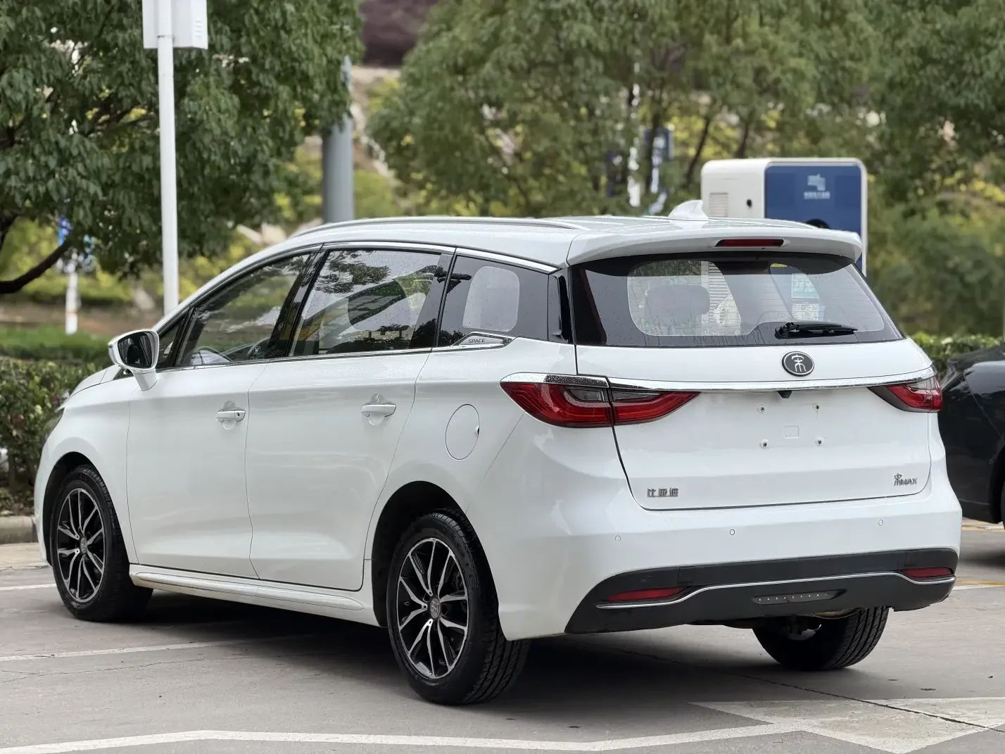 BYD Song MAX