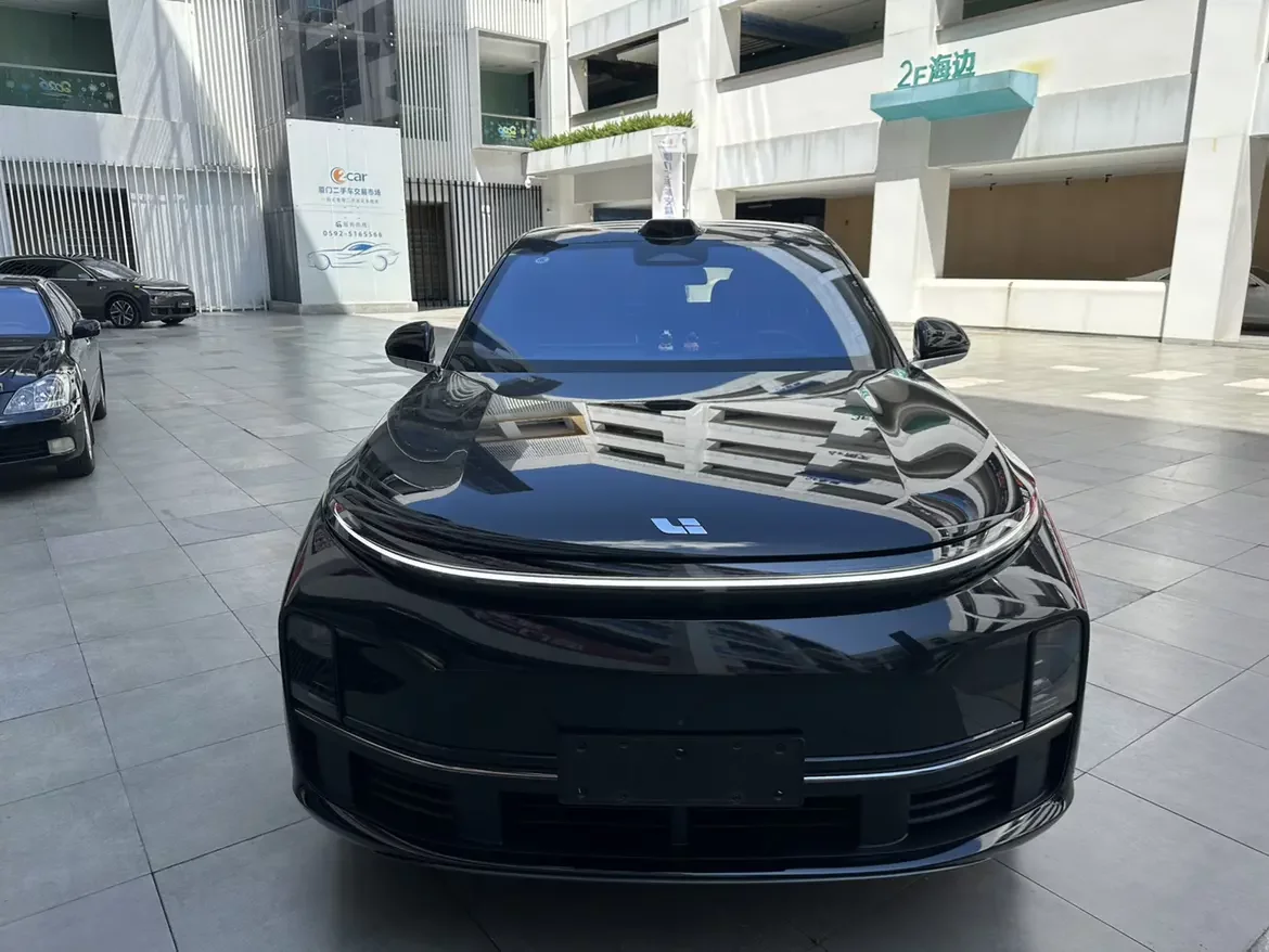 Lixiang L7
