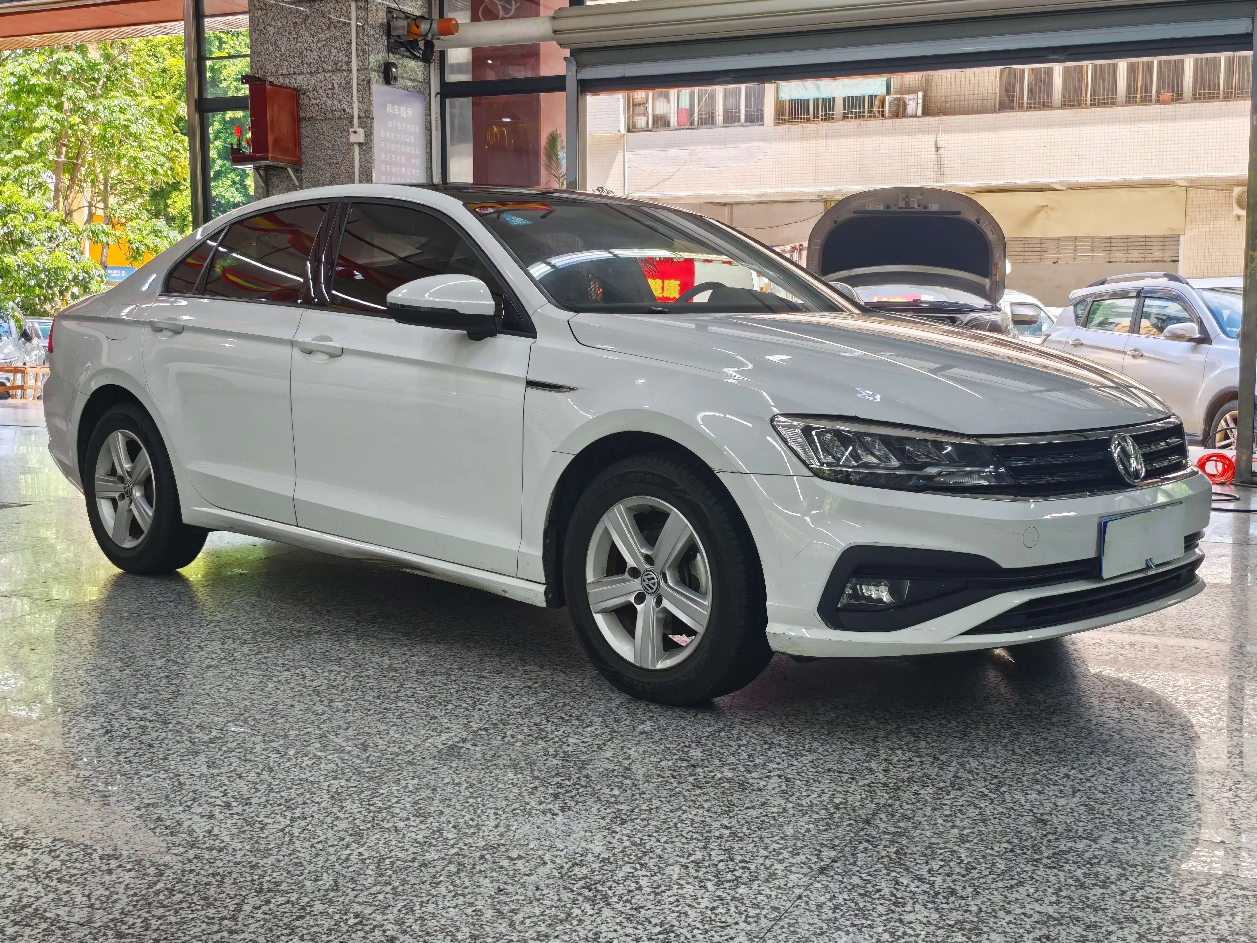 Volkswagen Lamando