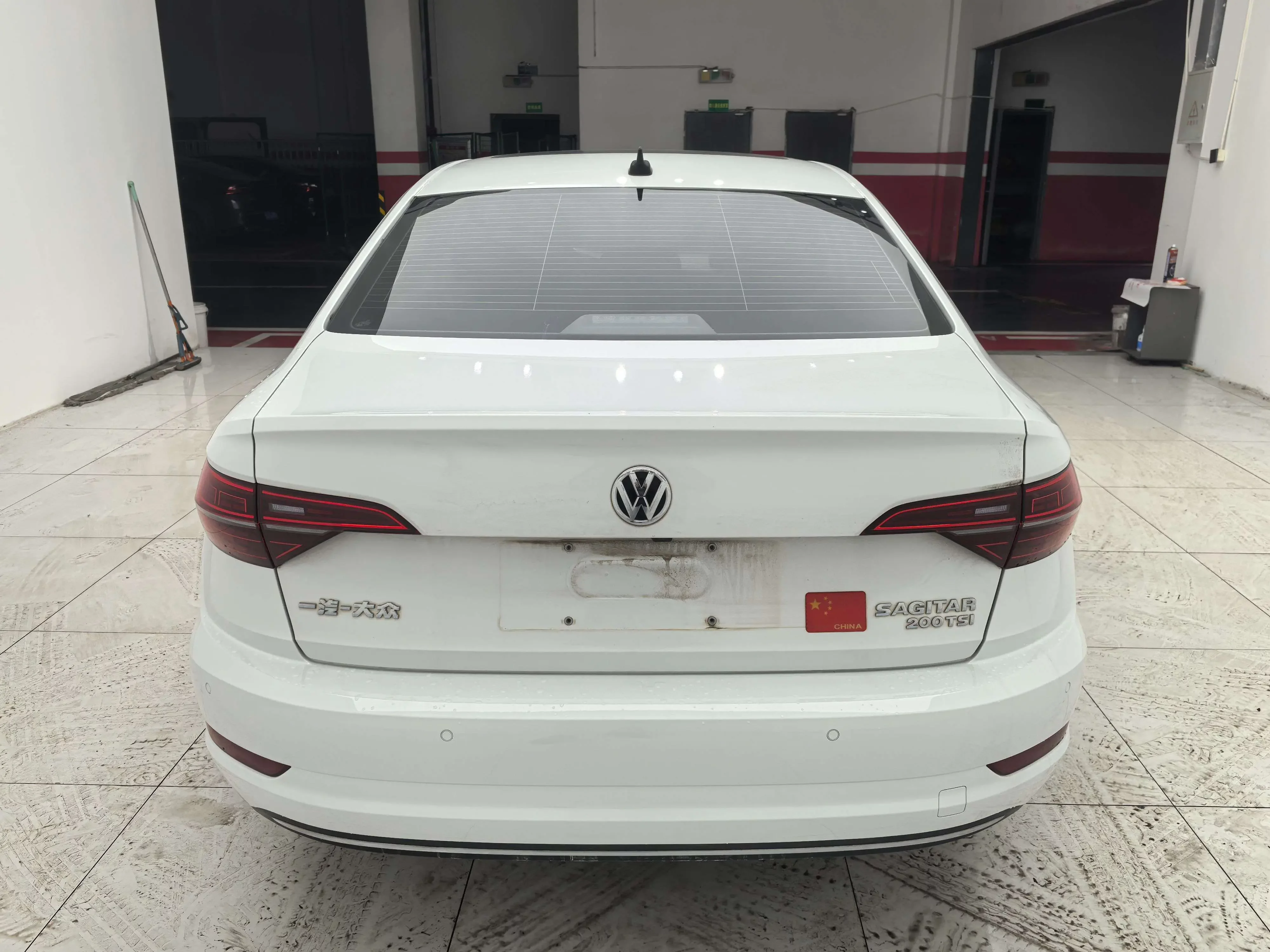 Volkswagen Sagitar