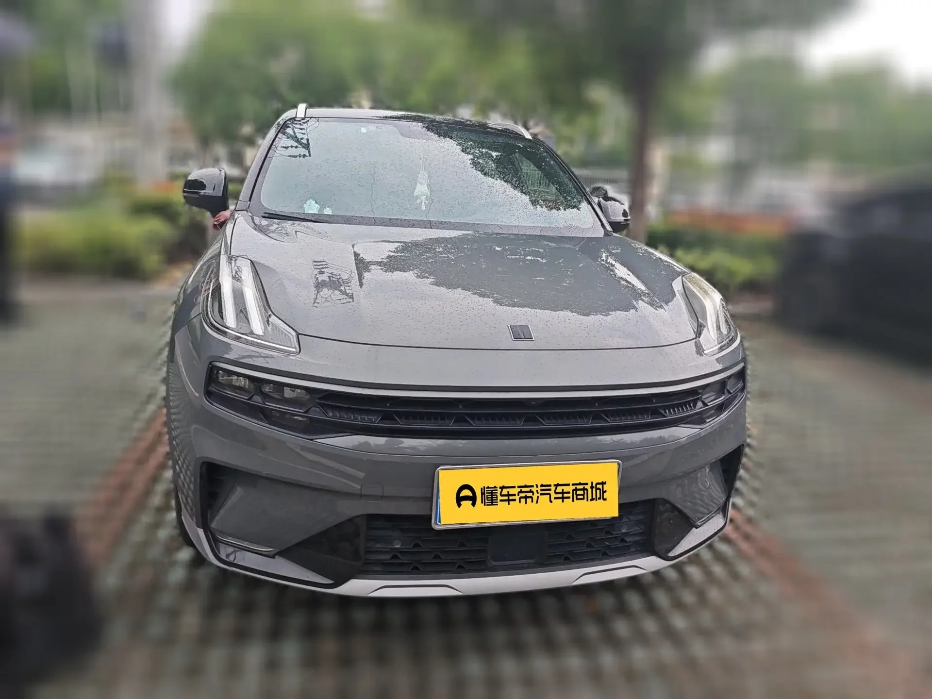 Lynk & Co 06
