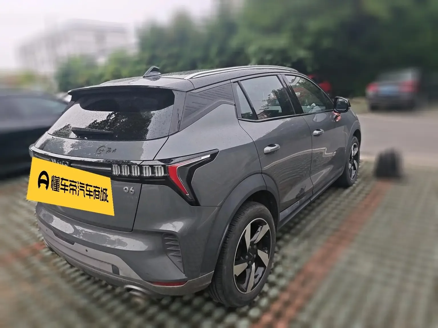 Lynk & Co 06